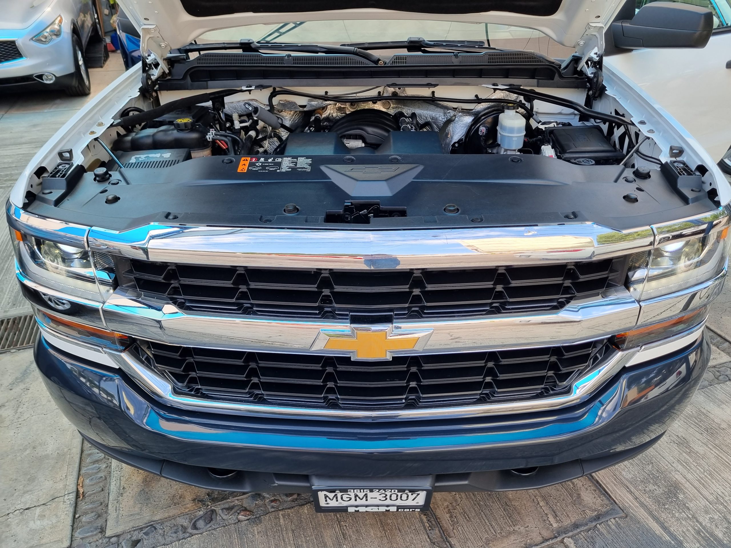 Chevrolet Silverado 2018 SILVERADO 1500 TA Automático Blanco