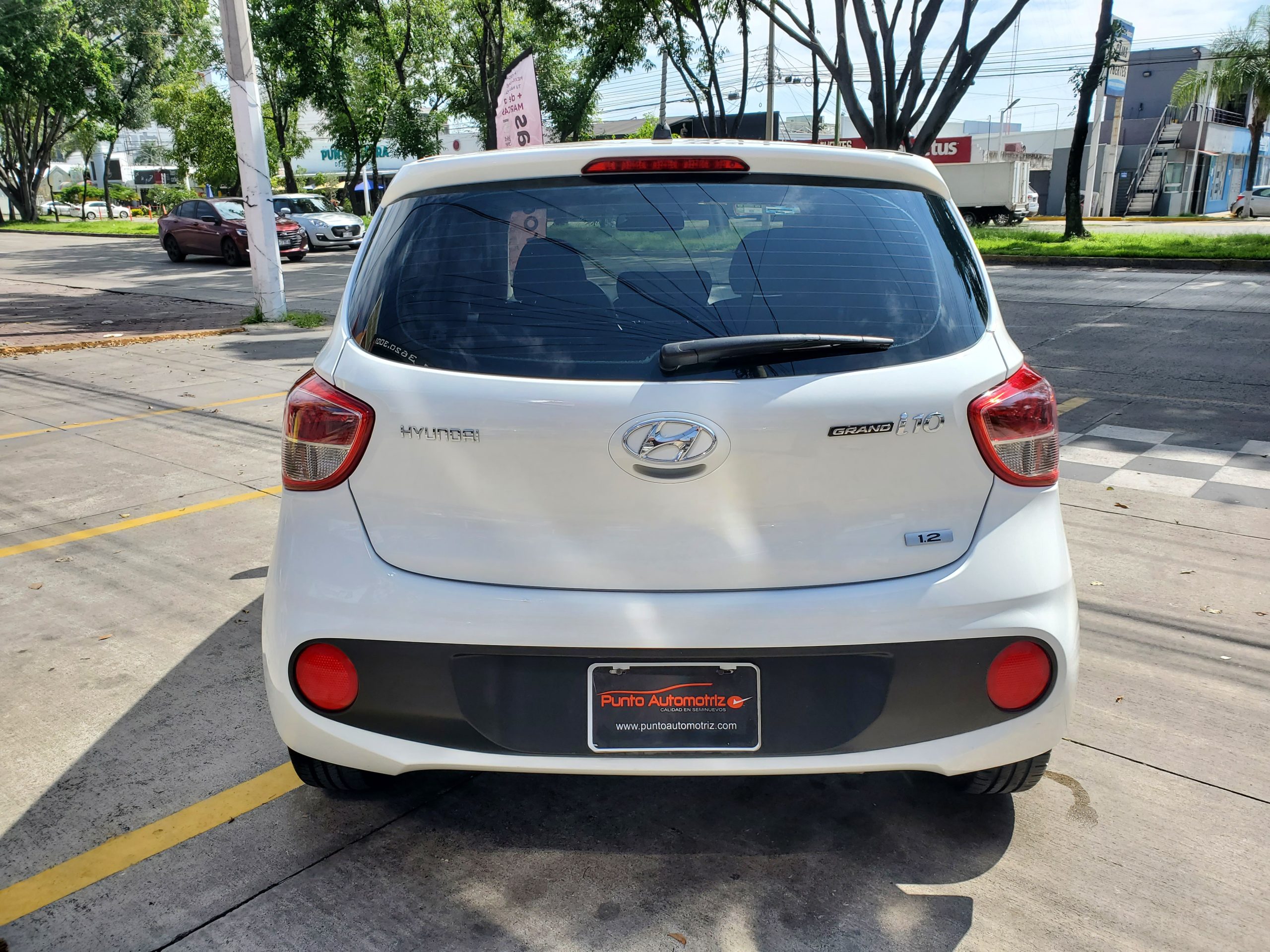 Hyundai Grand i10 2020 HB GLS Manual Blanco