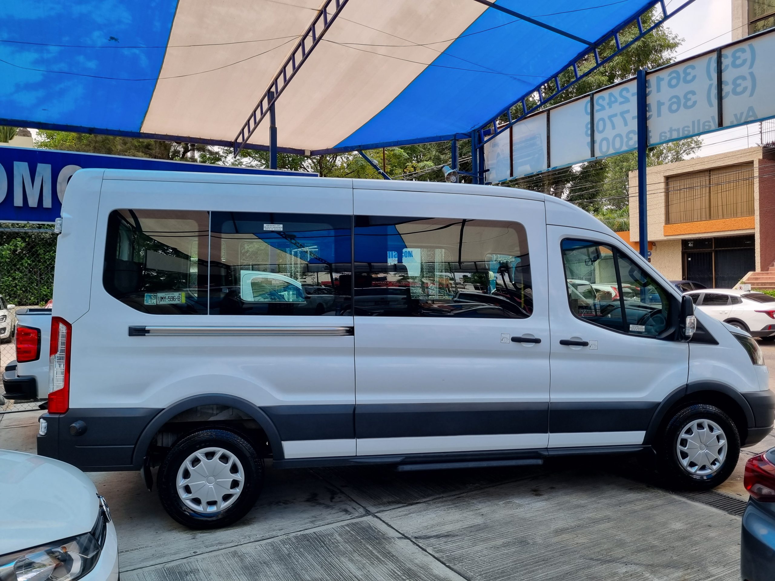 Ford Transit 2019 VAN 15 PASAJEROS DIESEL Manual Blanco