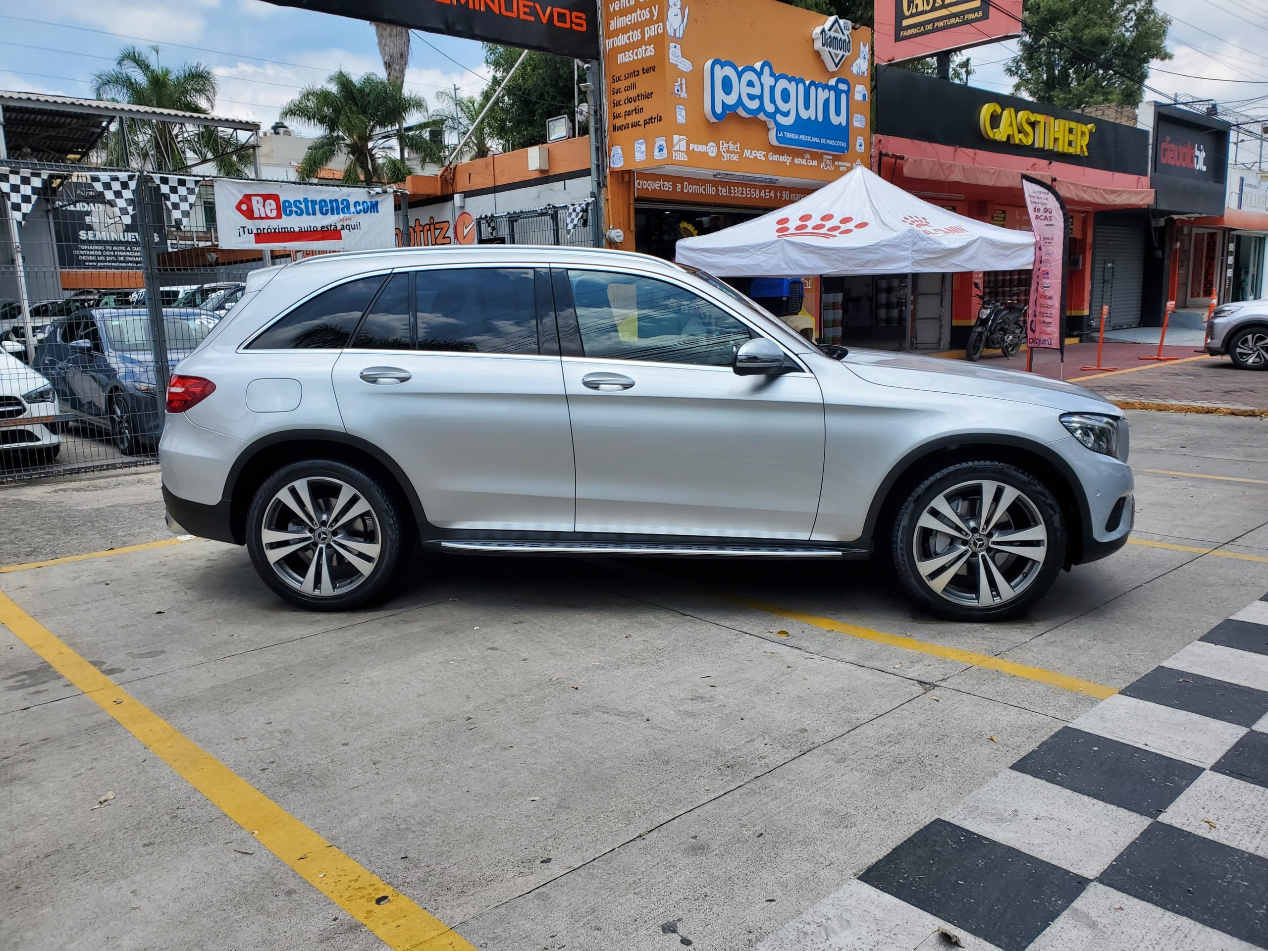 Mercedes-Benz Clase GLC 2018 GLC300 Sport Automático Plata