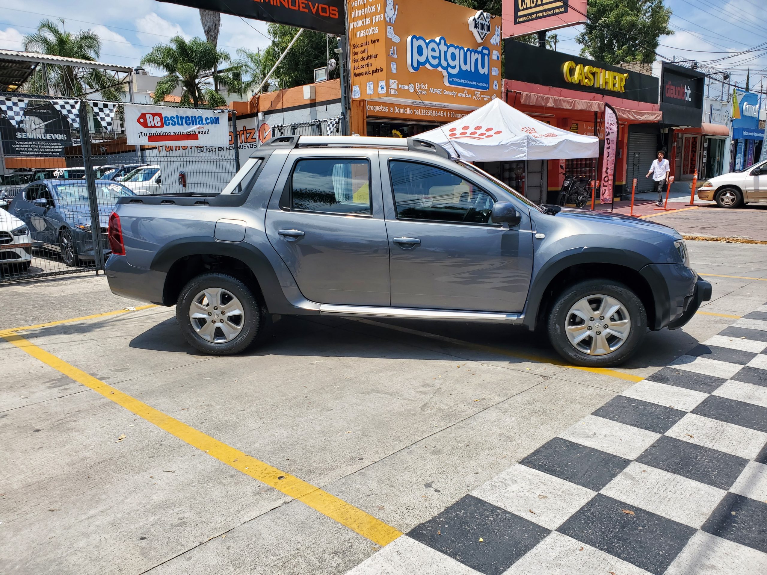 Renault Oroch 2018 Outsider Automático Gris