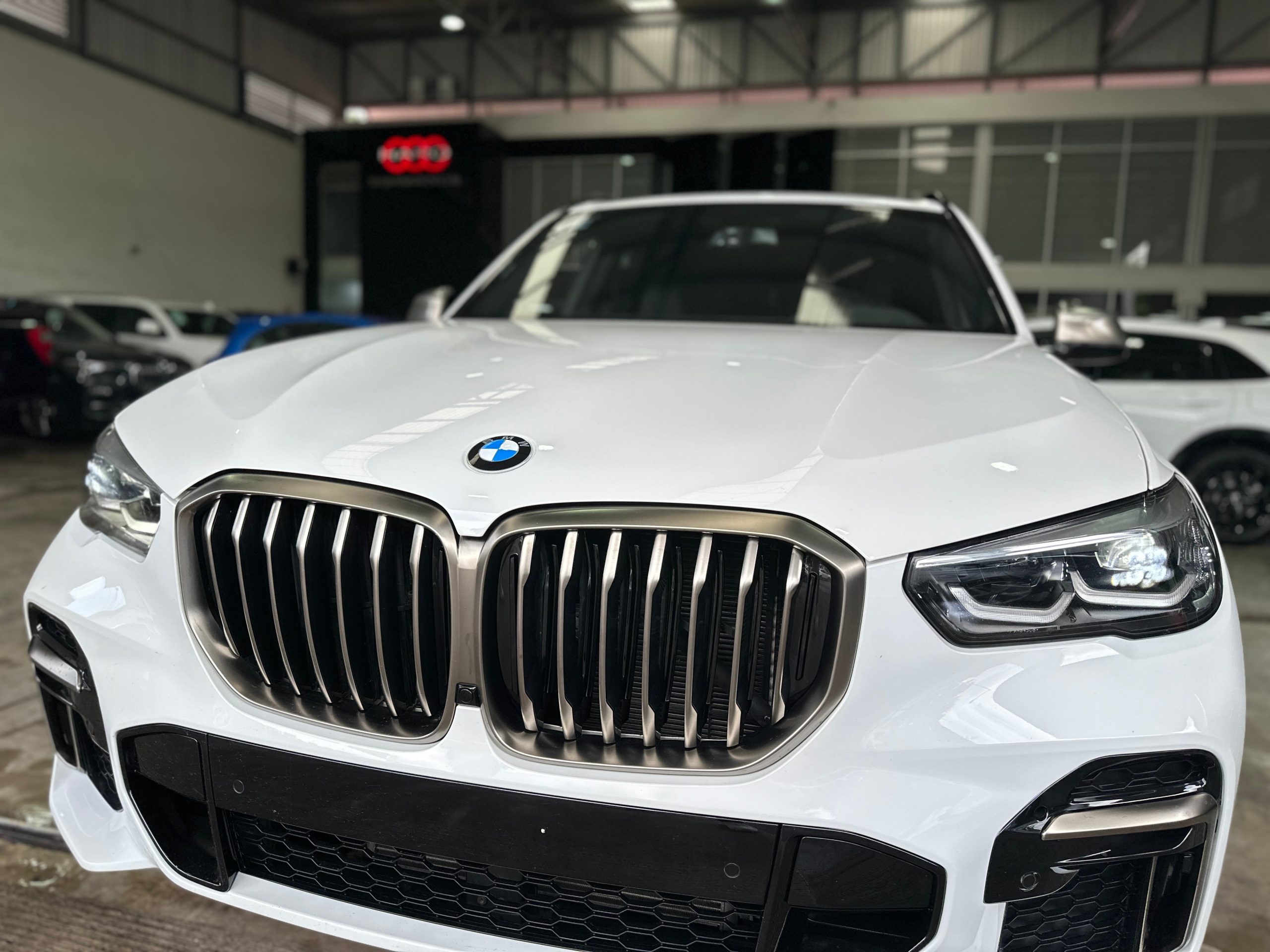 BMW X5 2023 X5 M 50I Automático Blanco