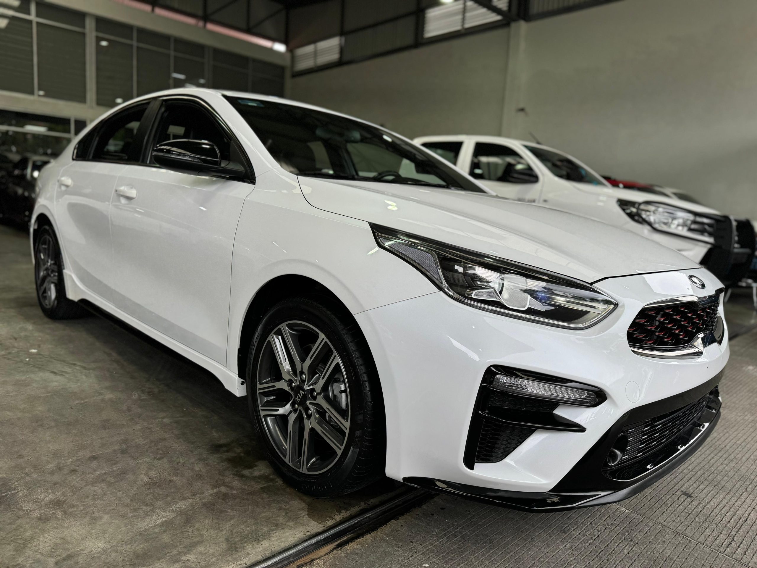 Kia Forte 2021 GT 1.6 T Automático Blanco