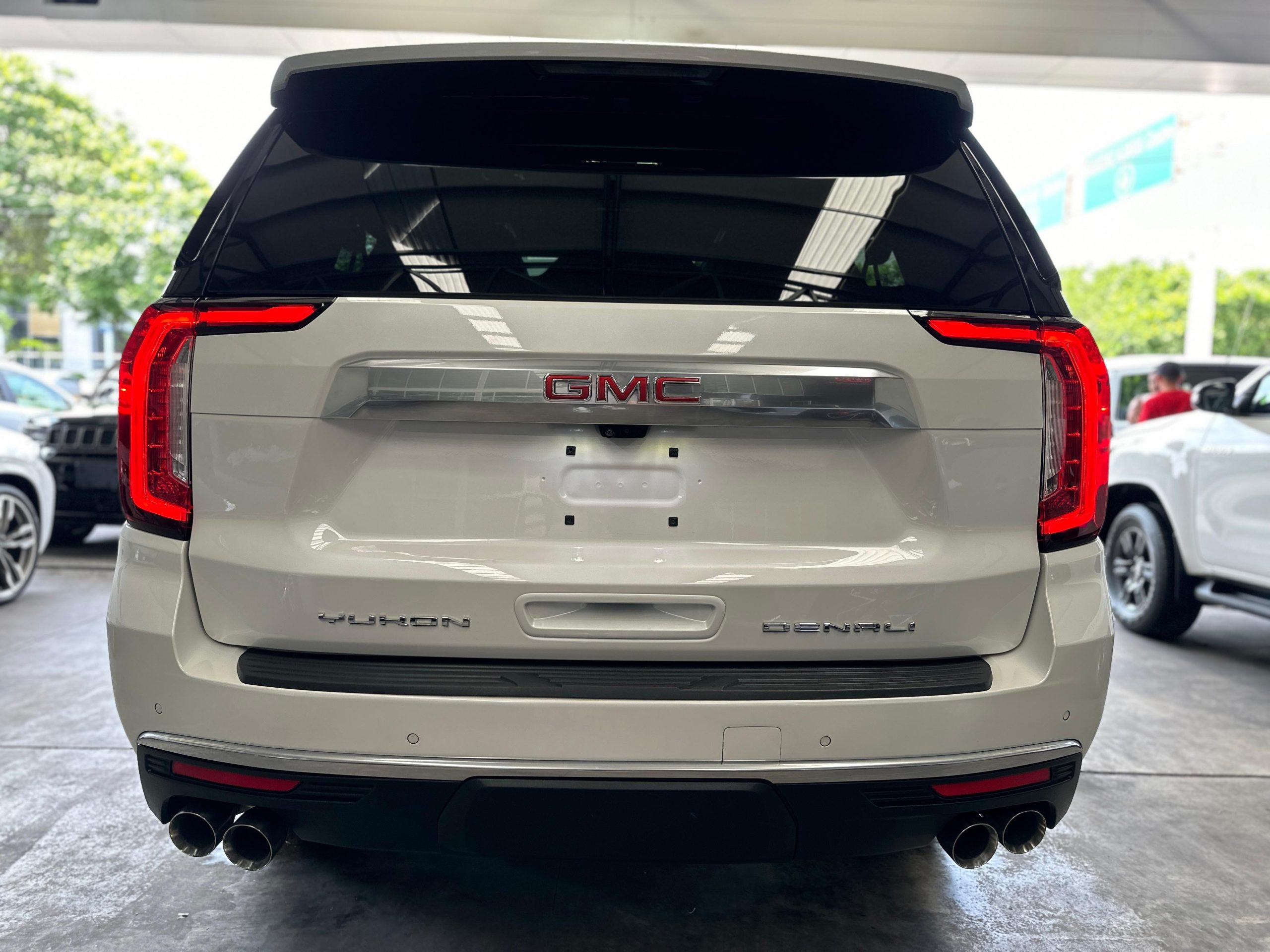 GMC Yukon 2023 DENALI XL Automático Blanco