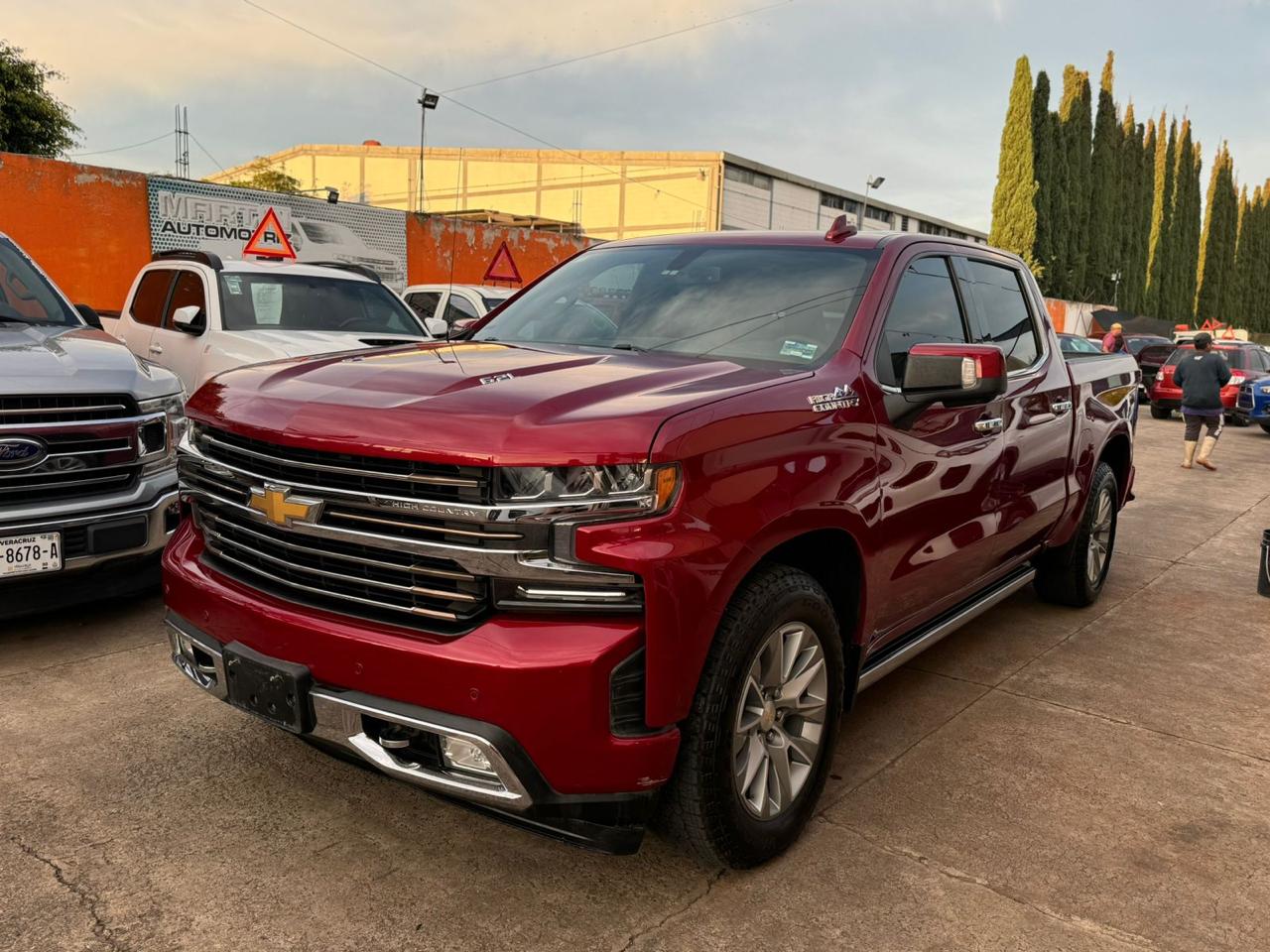 Chevrolet Cheyenne 2019 High country Automático Rojo