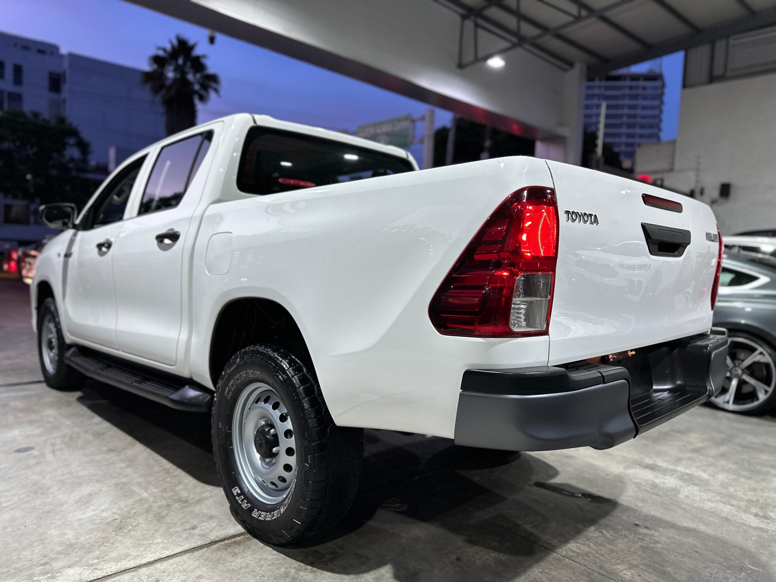 Toyota Hilux 2021 Base Manual Blanco