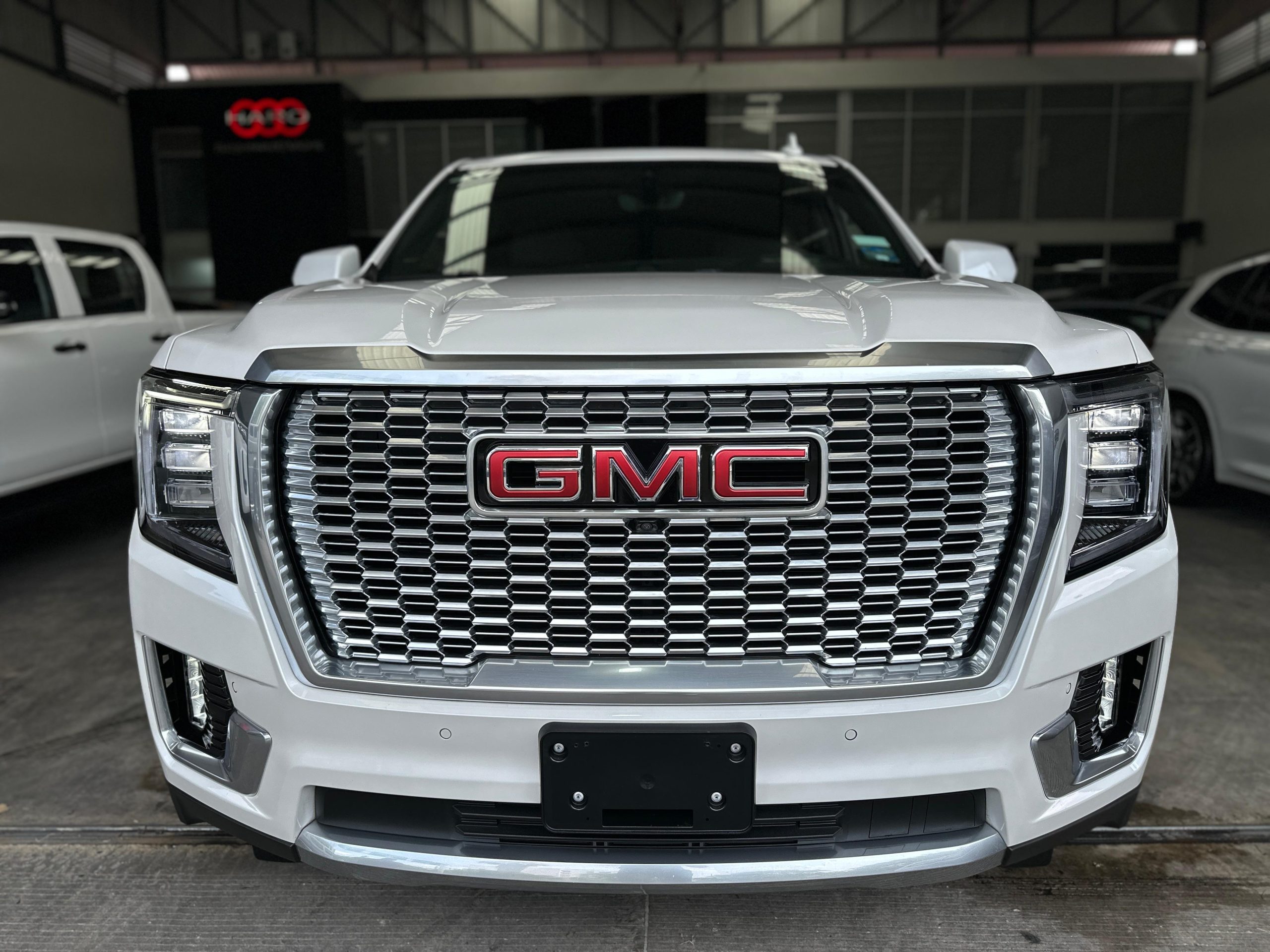 GMC Yukon 2023 DENALI XL Automático Blanco