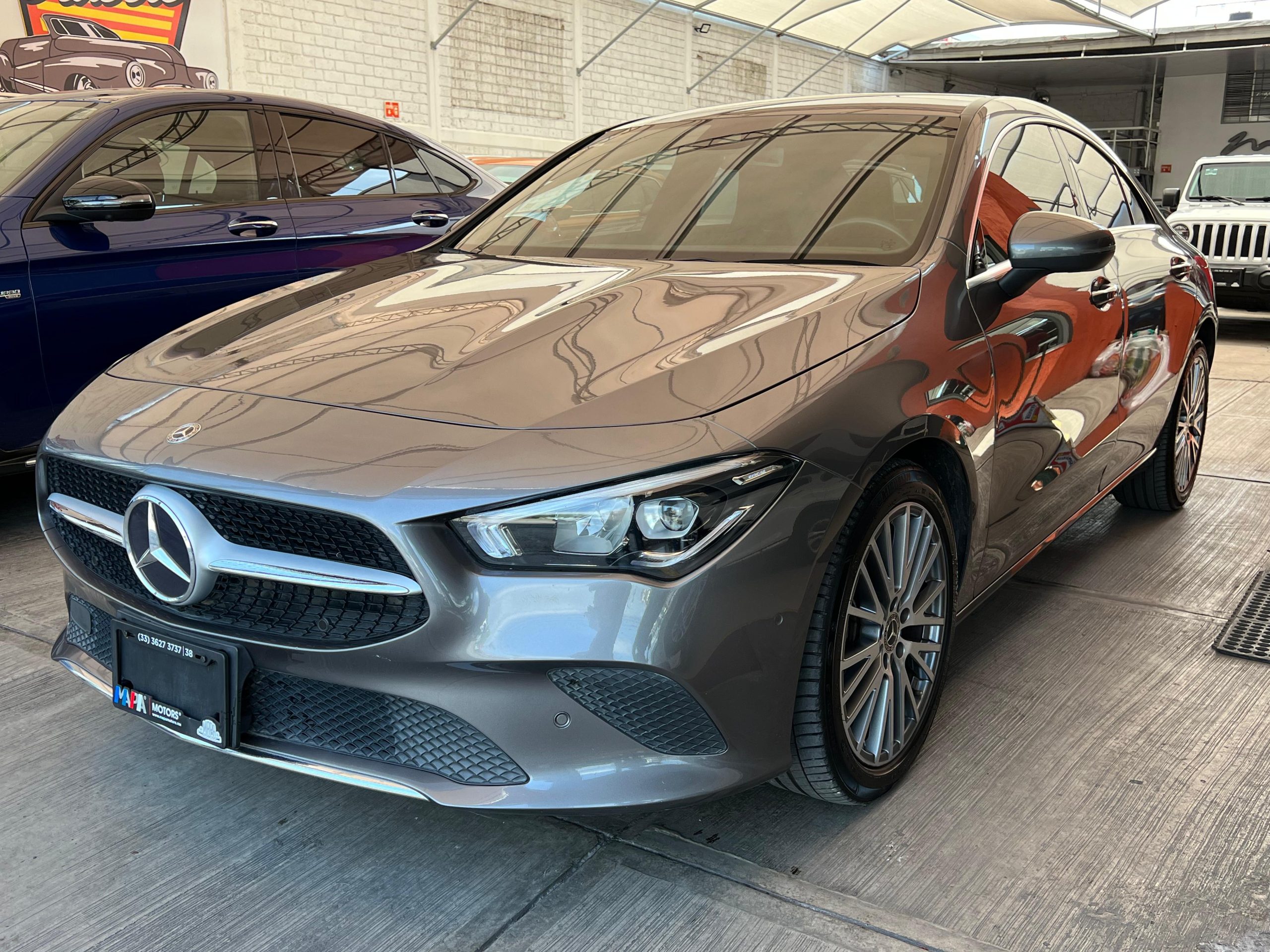 Mercedes-Benz Clase CLA 2022 Progressive Automático Gris