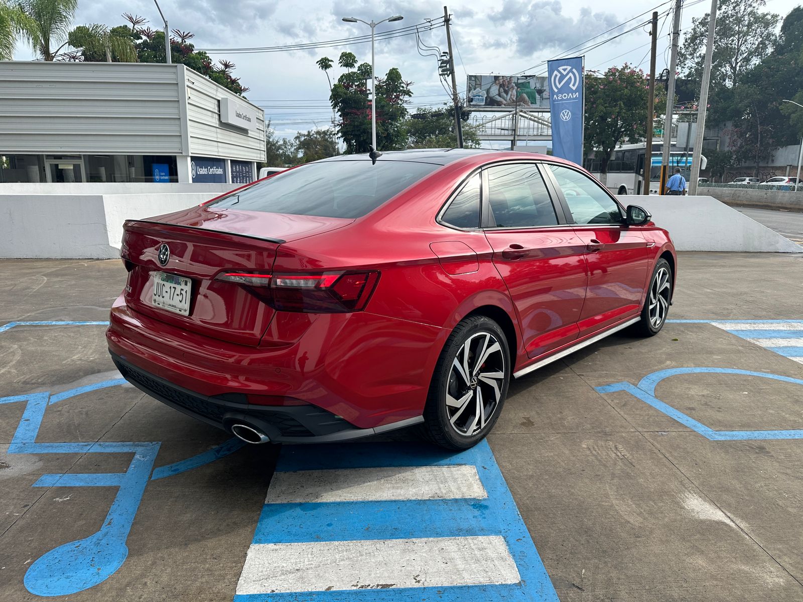 Volkswagen Jetta 2023 GLI Automático Rojo