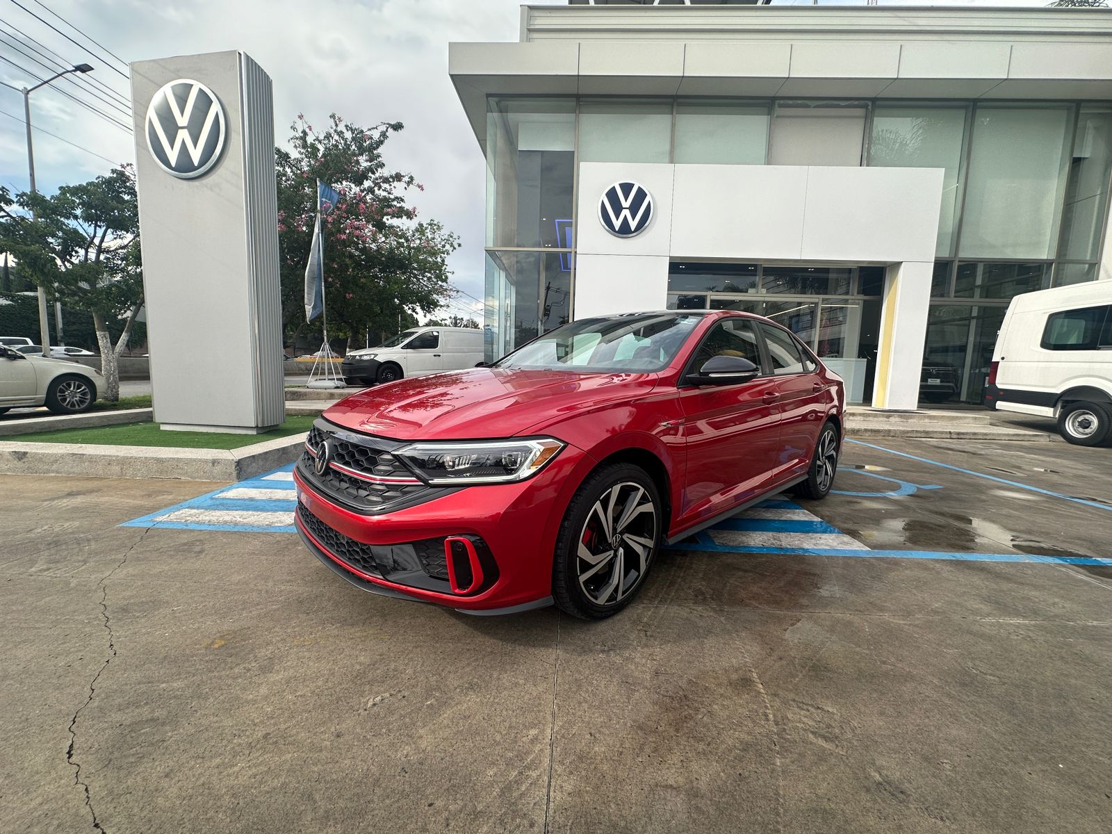 Volkswagen Jetta 2023 GLI Automático Rojo