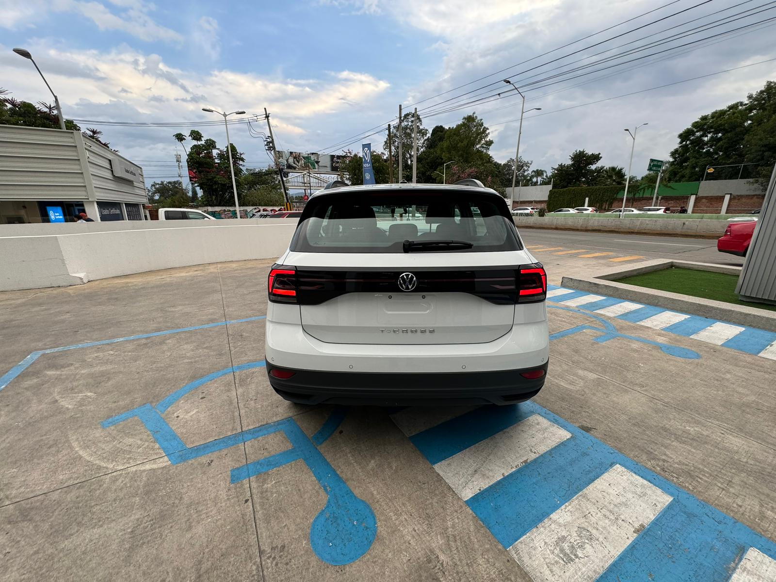 Volkswagen T-Cross 2024 Trendline Automático Blanco