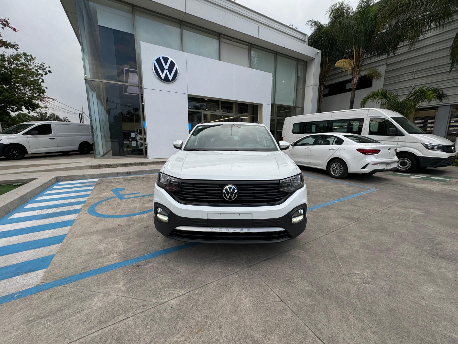 Volkswagen T-Cross 2024 Trendline Automático Blanco