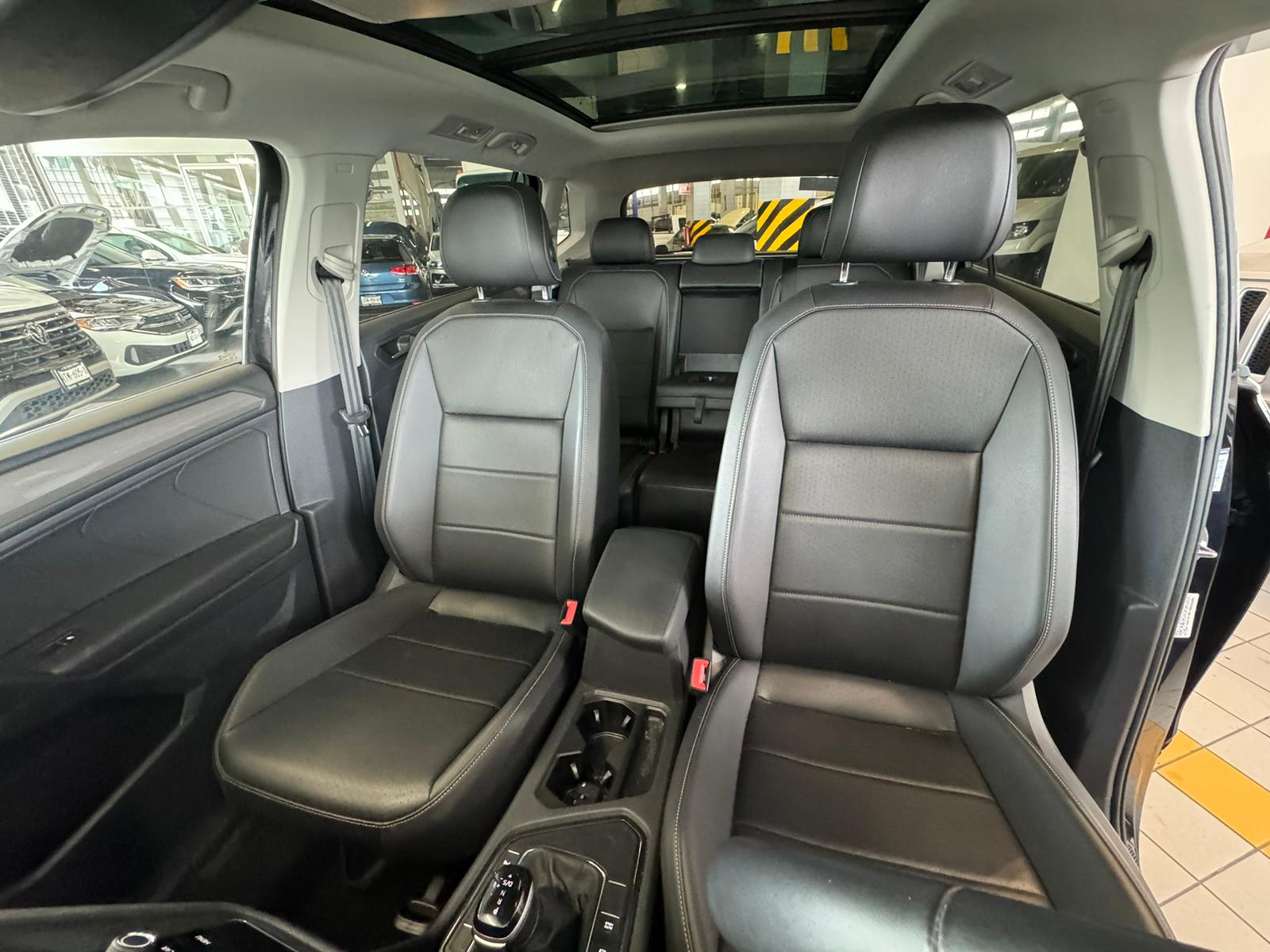 Volkswagen Tiguan 2023 Comfortline Automático Negro