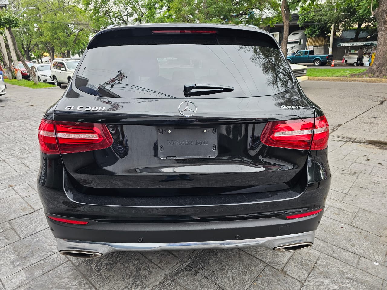 Mercedes-Benz Clase GLC 2019 300 OFF ROAD Automático Negro