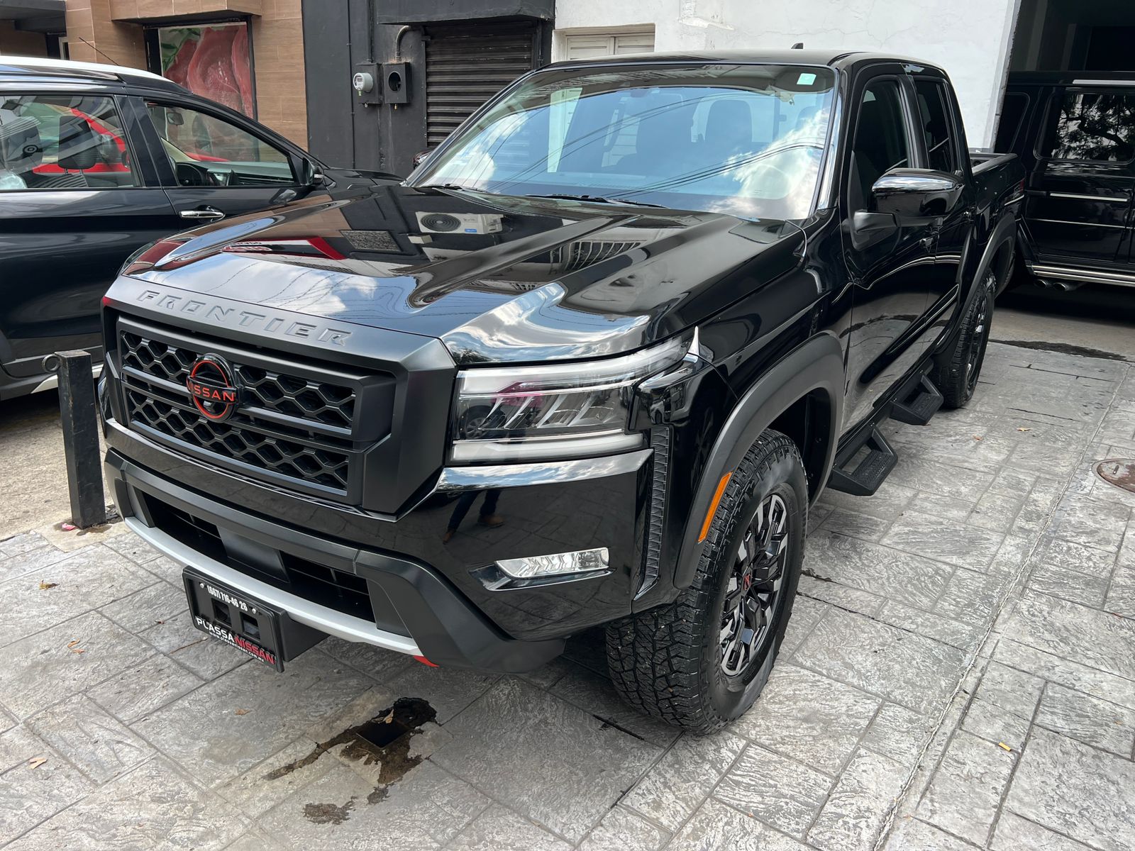 Nissan Frontier 2022 PRO 4X Automático Negro