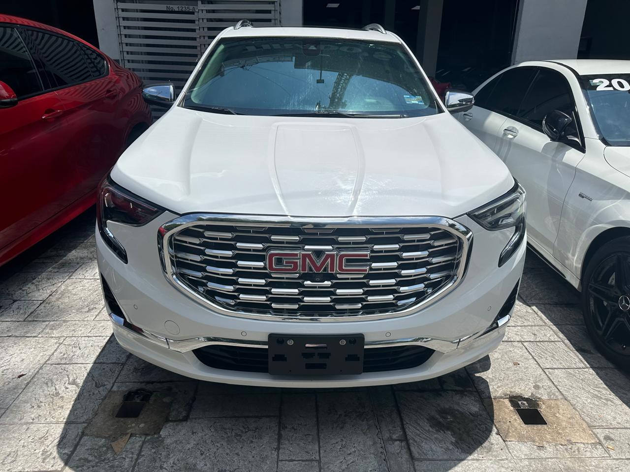 GMC Terrain 2019 DENALI Automático Blanco