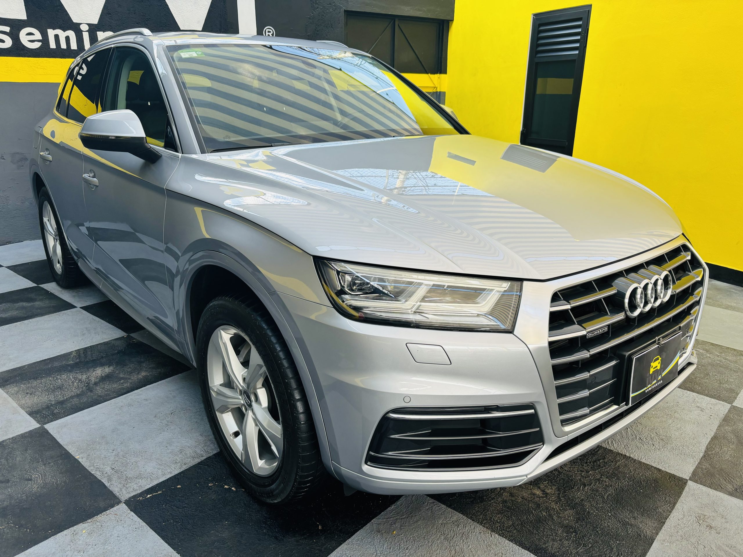 Audi Q5 2019 ELITE Automático Plata