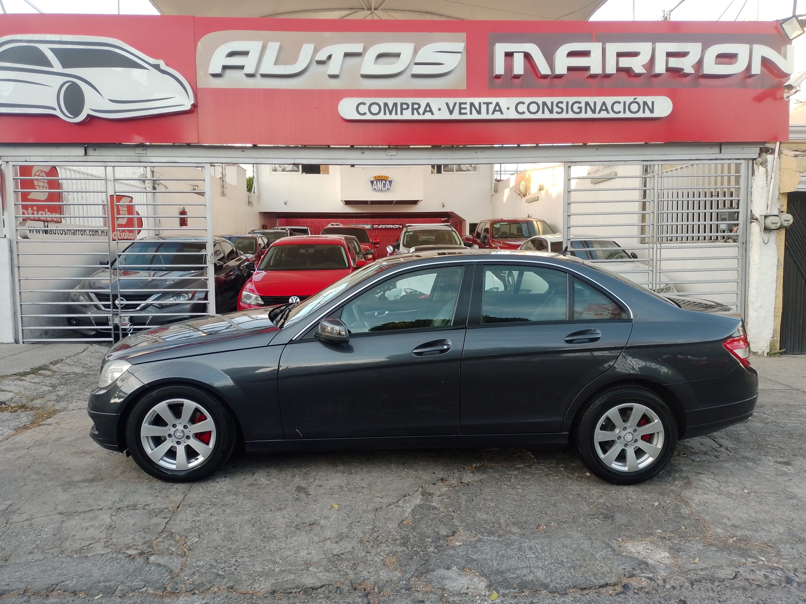 Mercedes-Benz Clase C 2010 C200 Automático Gris