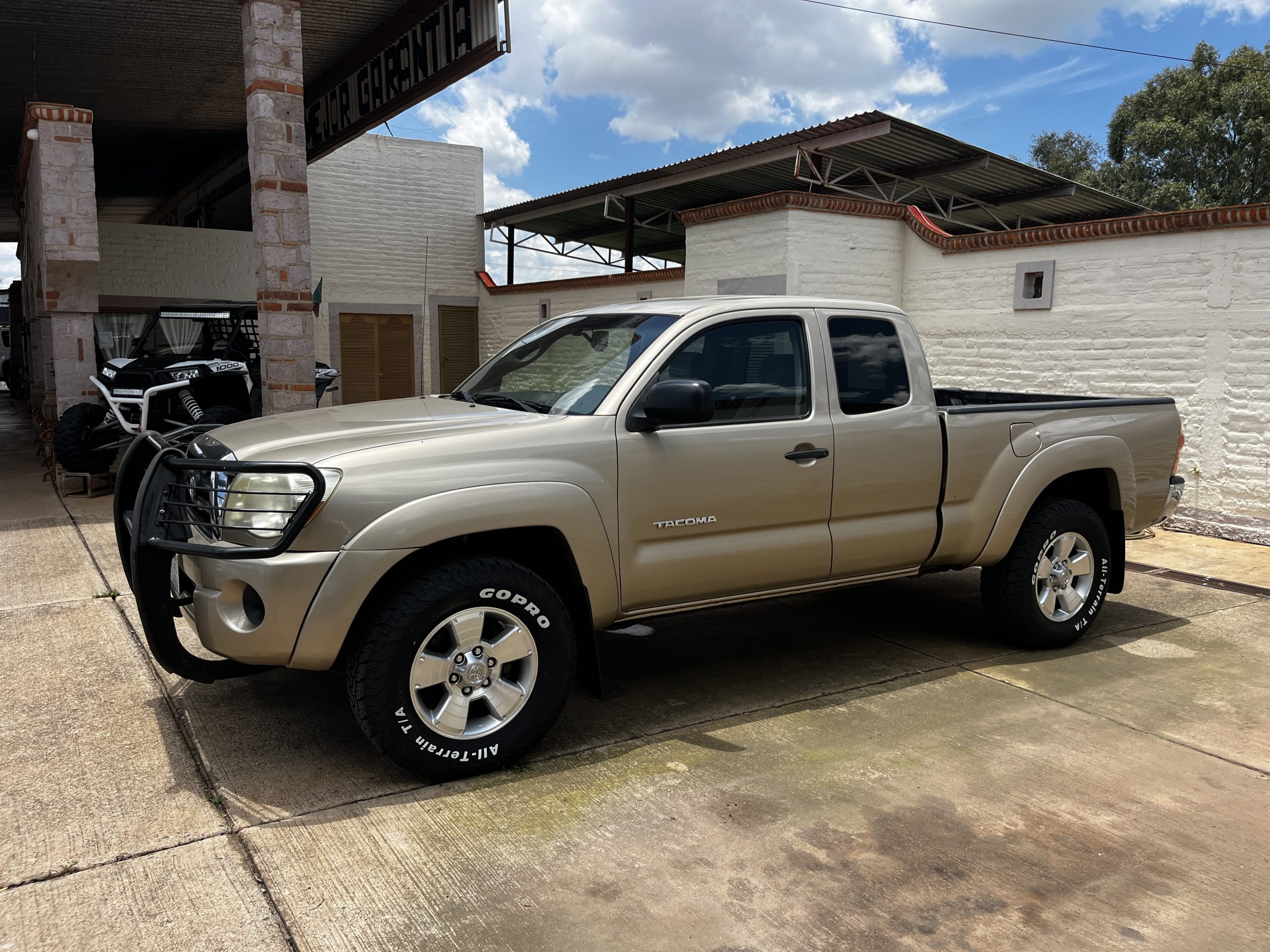 Toyota Tacoma 2005 Súper Cab 4x4 Manual Blanco
