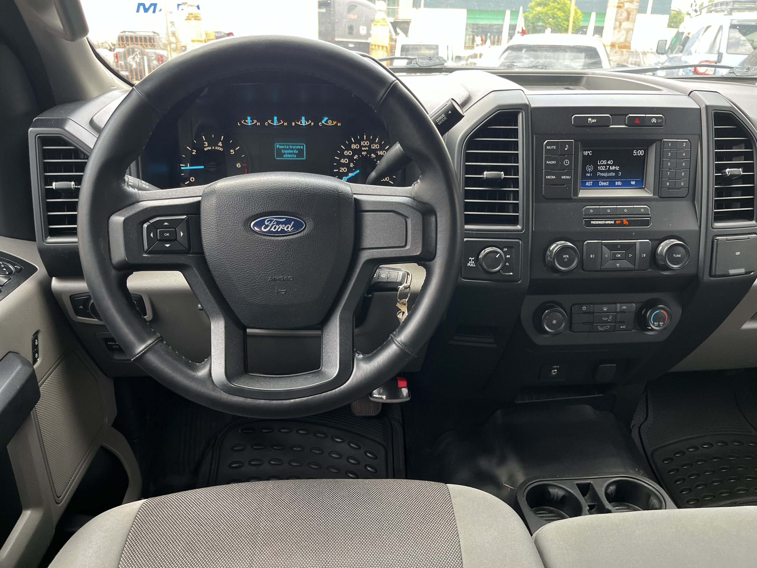 Ford F150 2019 Crew Cab 4x4 V8 Automático Blanco