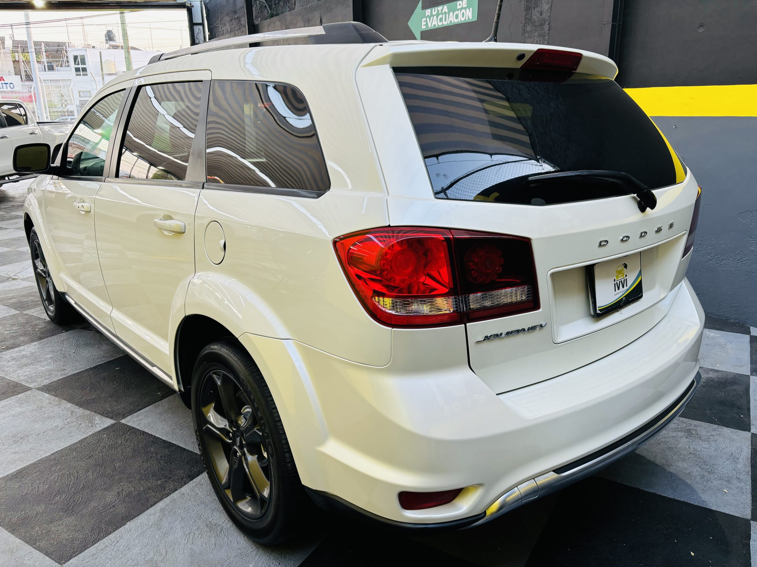 Dodge Journey 2019 SXT PLUS 7 PASAJEROS Automático Blanco