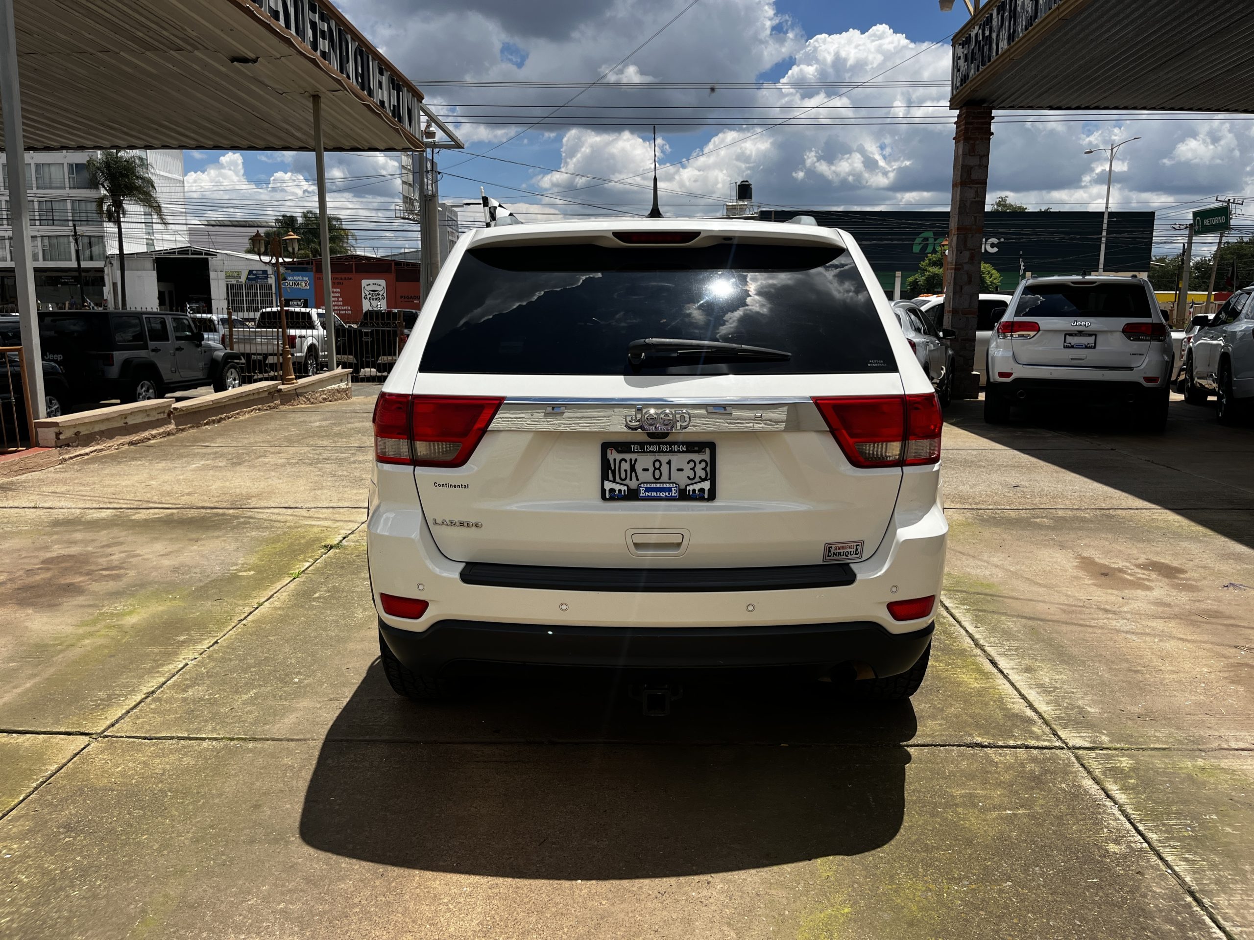 Jeep Grand Cherokee 2011 Limited Lujo Automático Blanco
