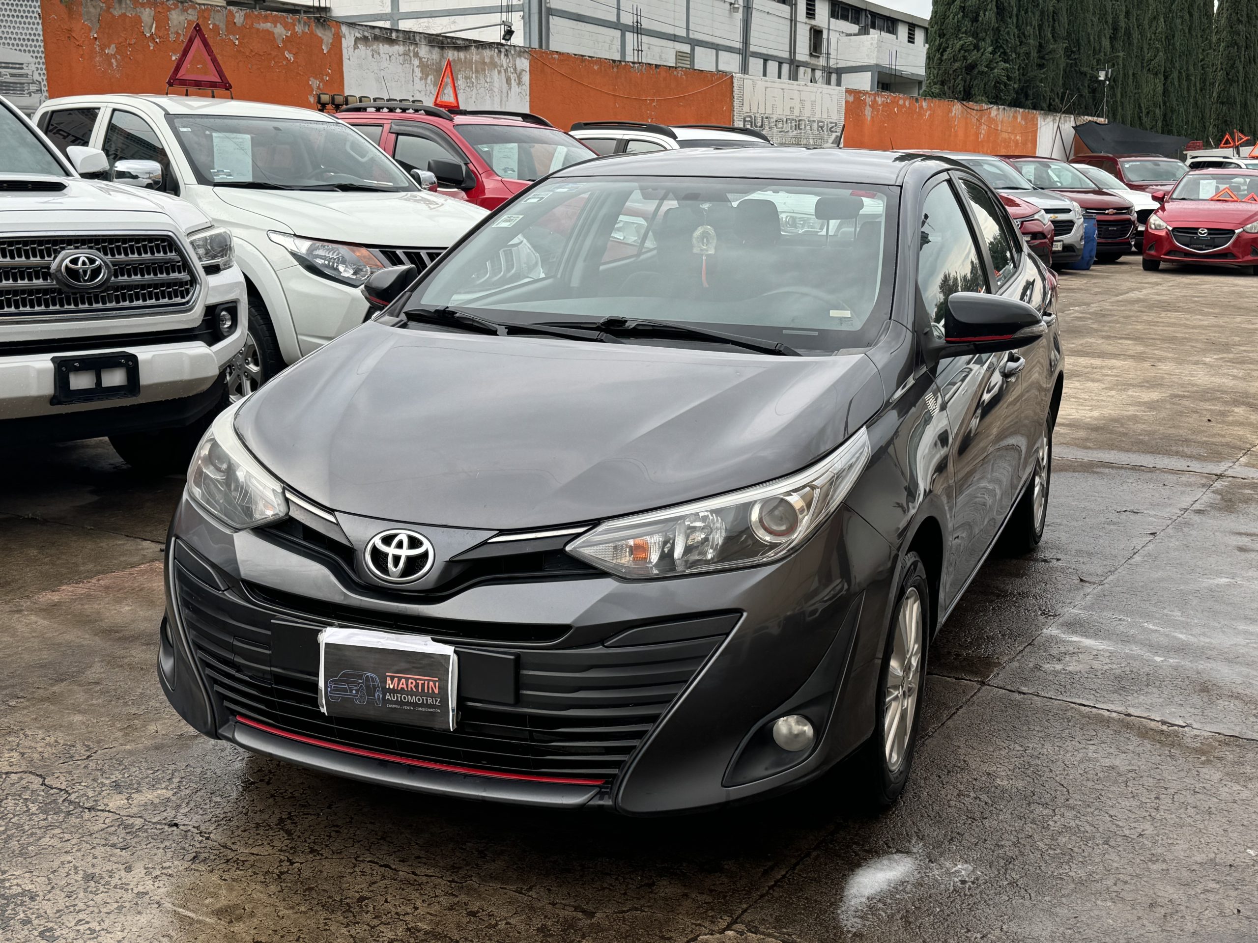 Toyota Yaris 2018 S line automatico Automático Gris