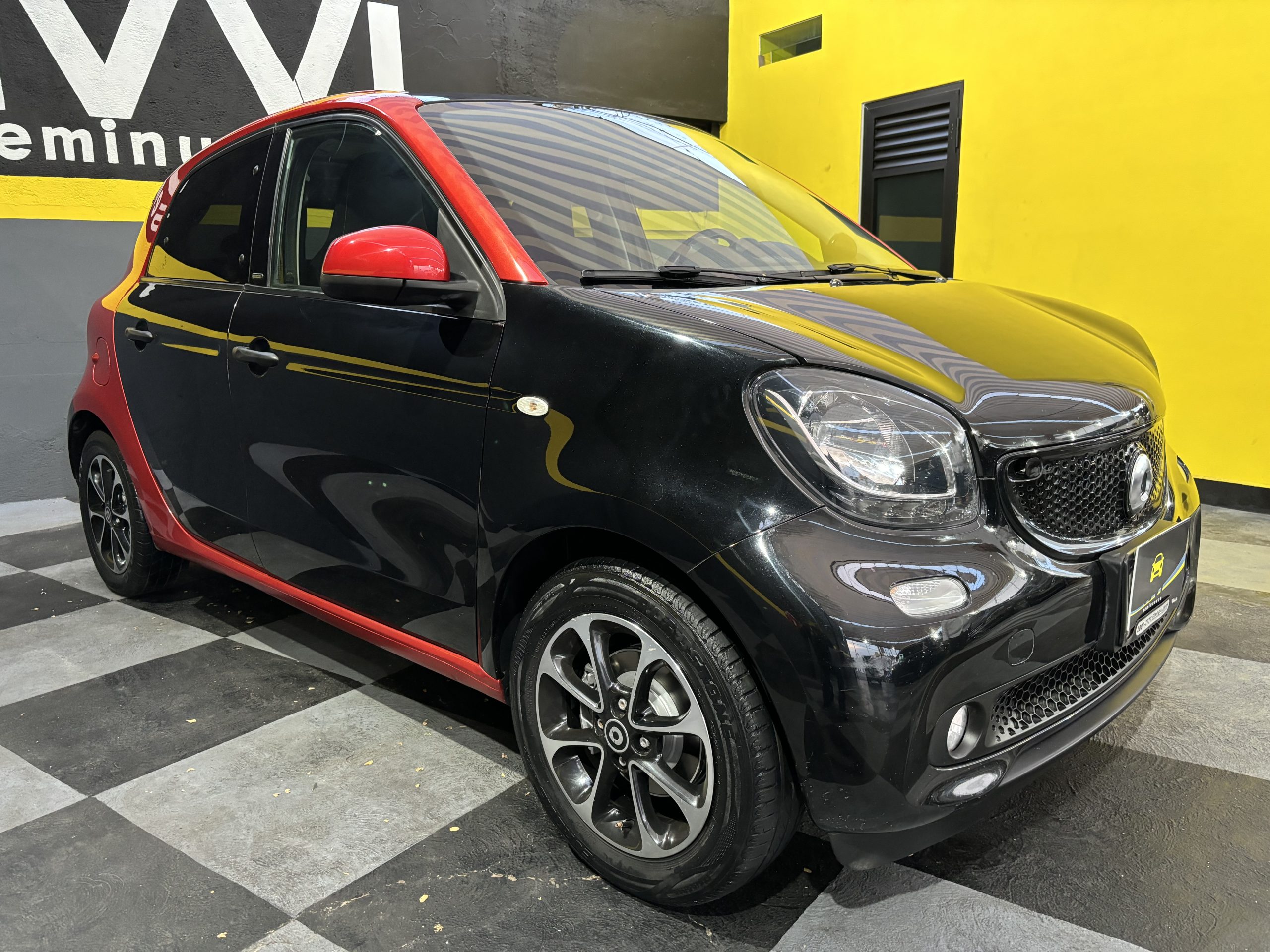 Smart Forfour 2017 PASSION TURBO Automático Negro