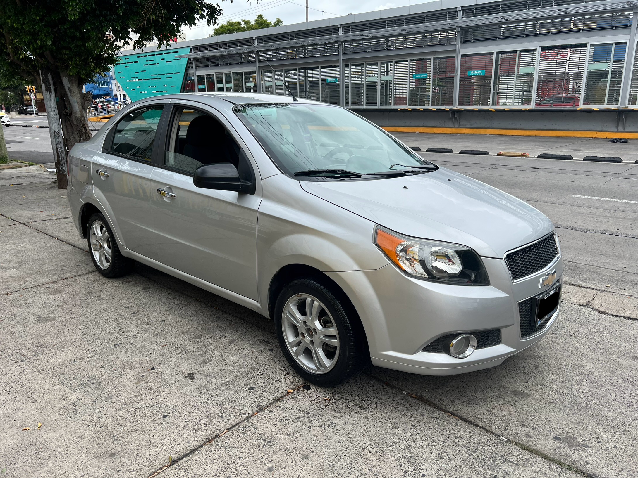 Chevrolet Aveo 2017 LTZ Automático Gris