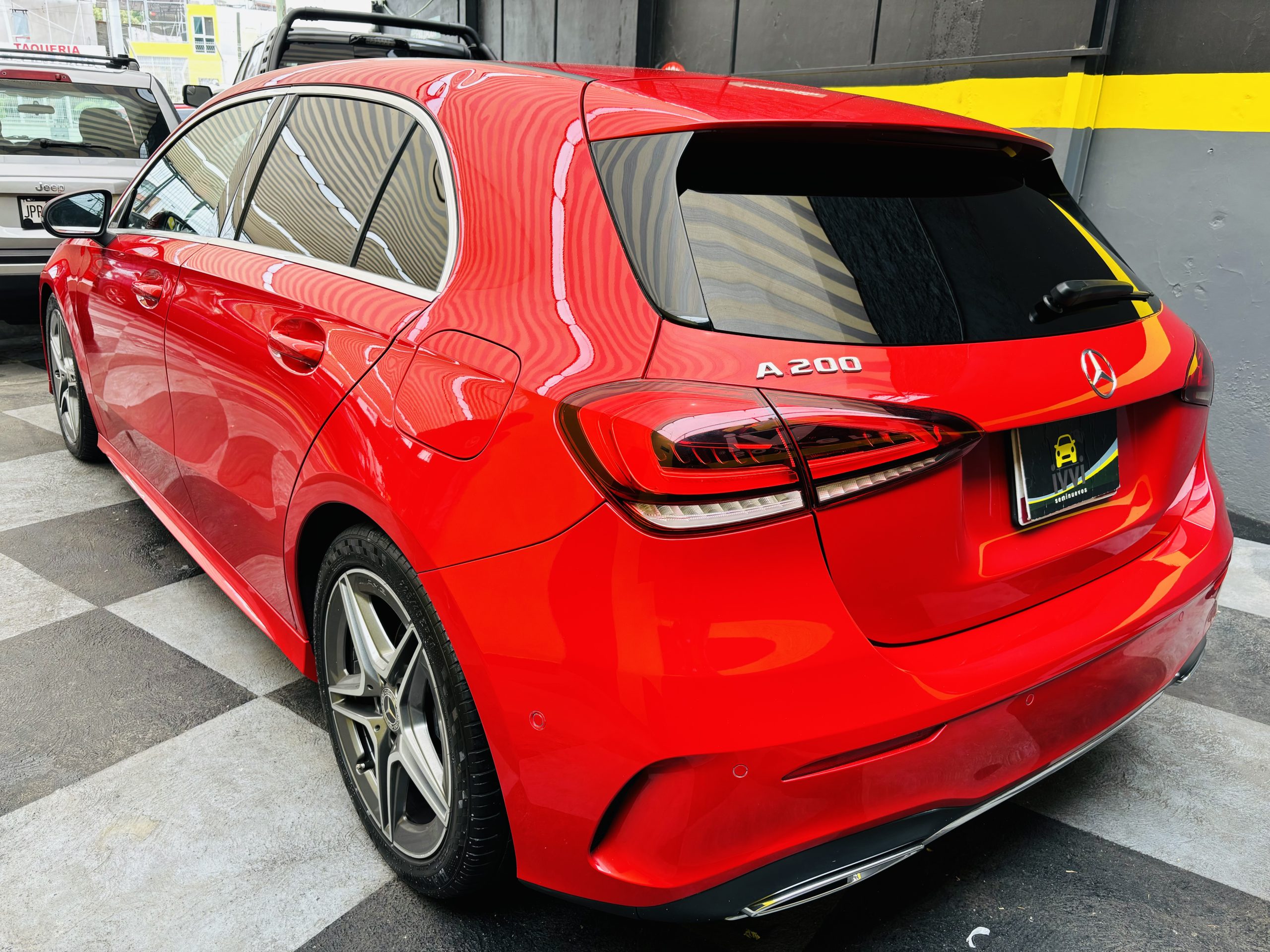 Mercedes-Benz Clase A 2019 A200 SPORT Automático Rojo