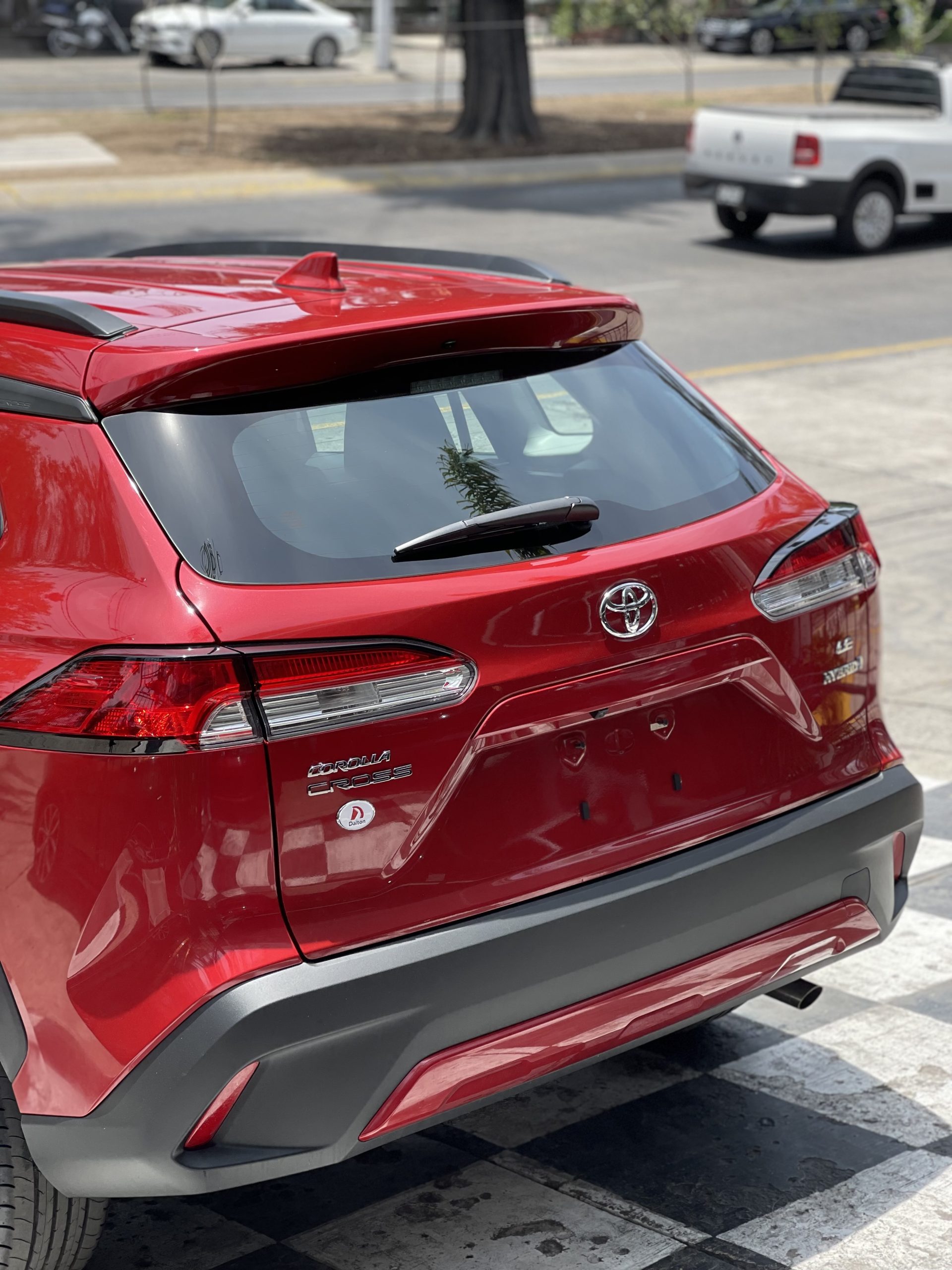 Toyota Corolla 2024 Cross LE HYBRID Automático Rojo