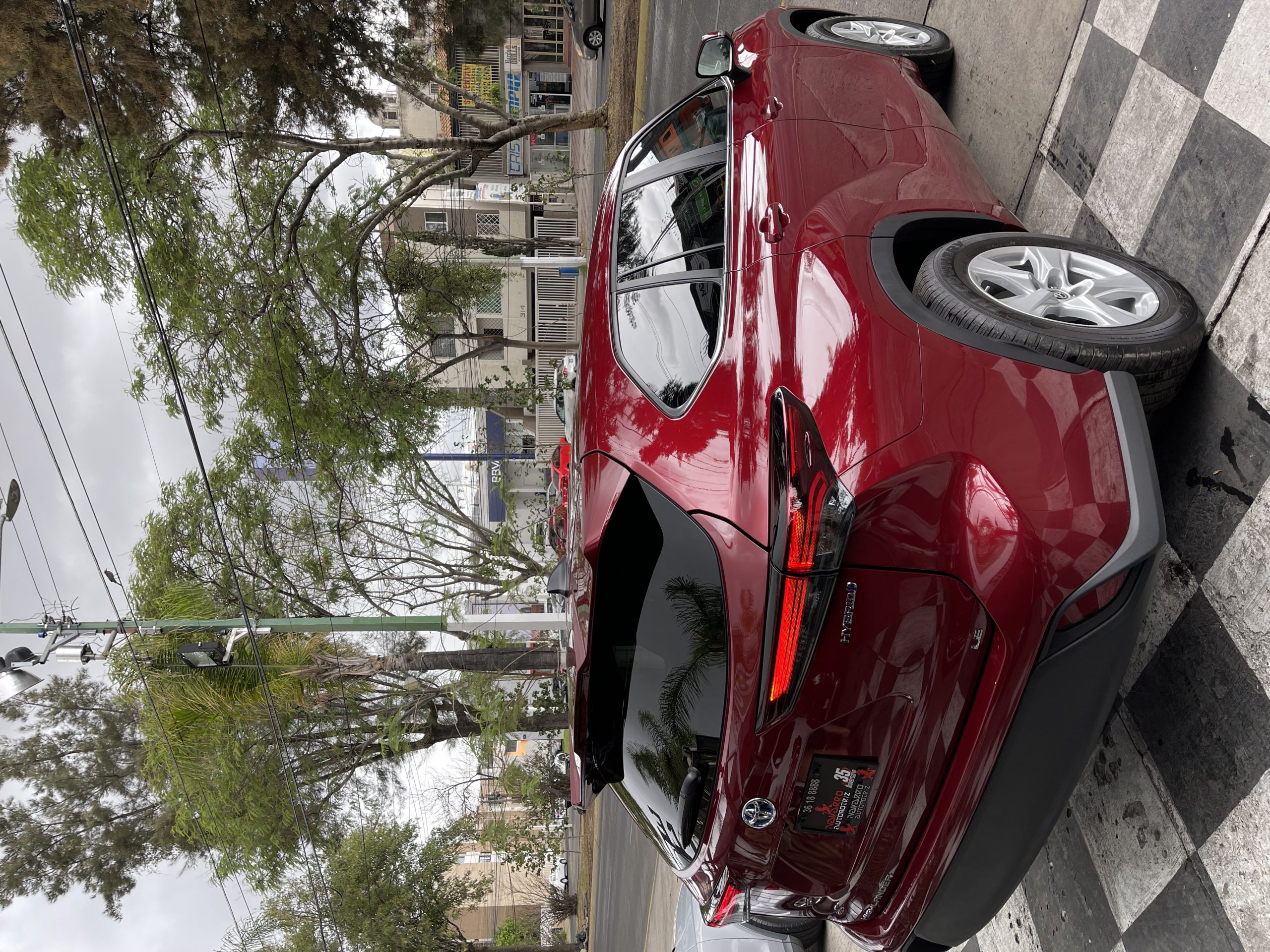 Toyota Highlander 2024 Hybrid Automático Rojo