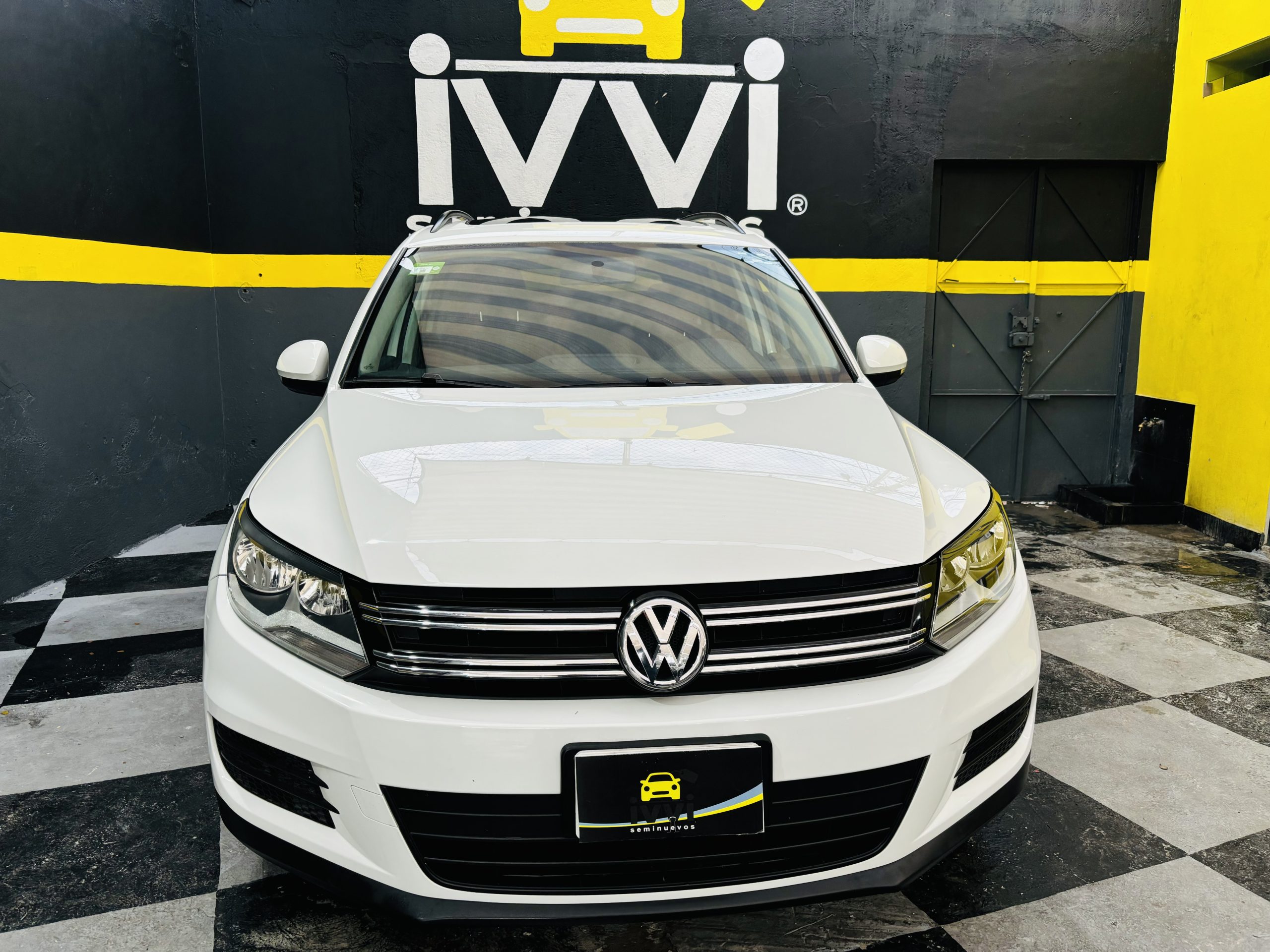 Volkswagen Tiguan 2017 Sport 1.4T Automático Blanco