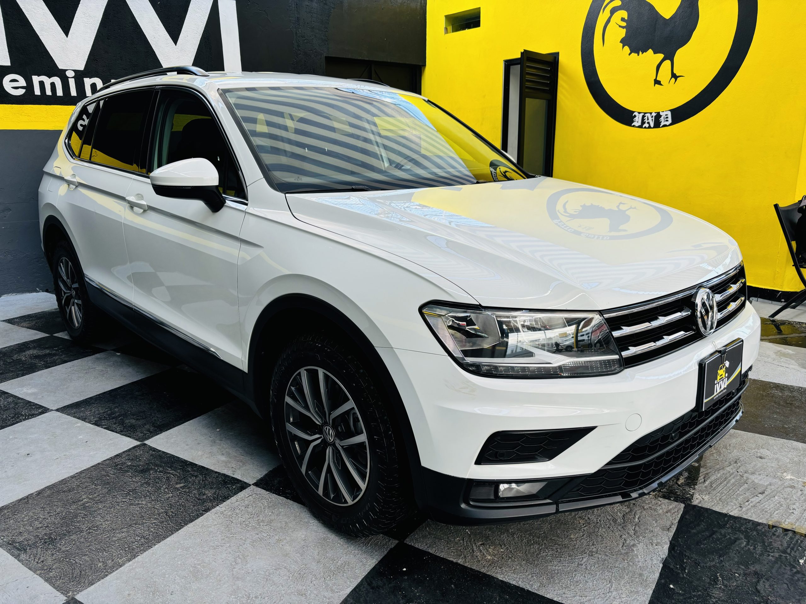 Volkswagen Tiguan 2018 COMFORTLINE ÚNICA DUEÑA Automático Blanco