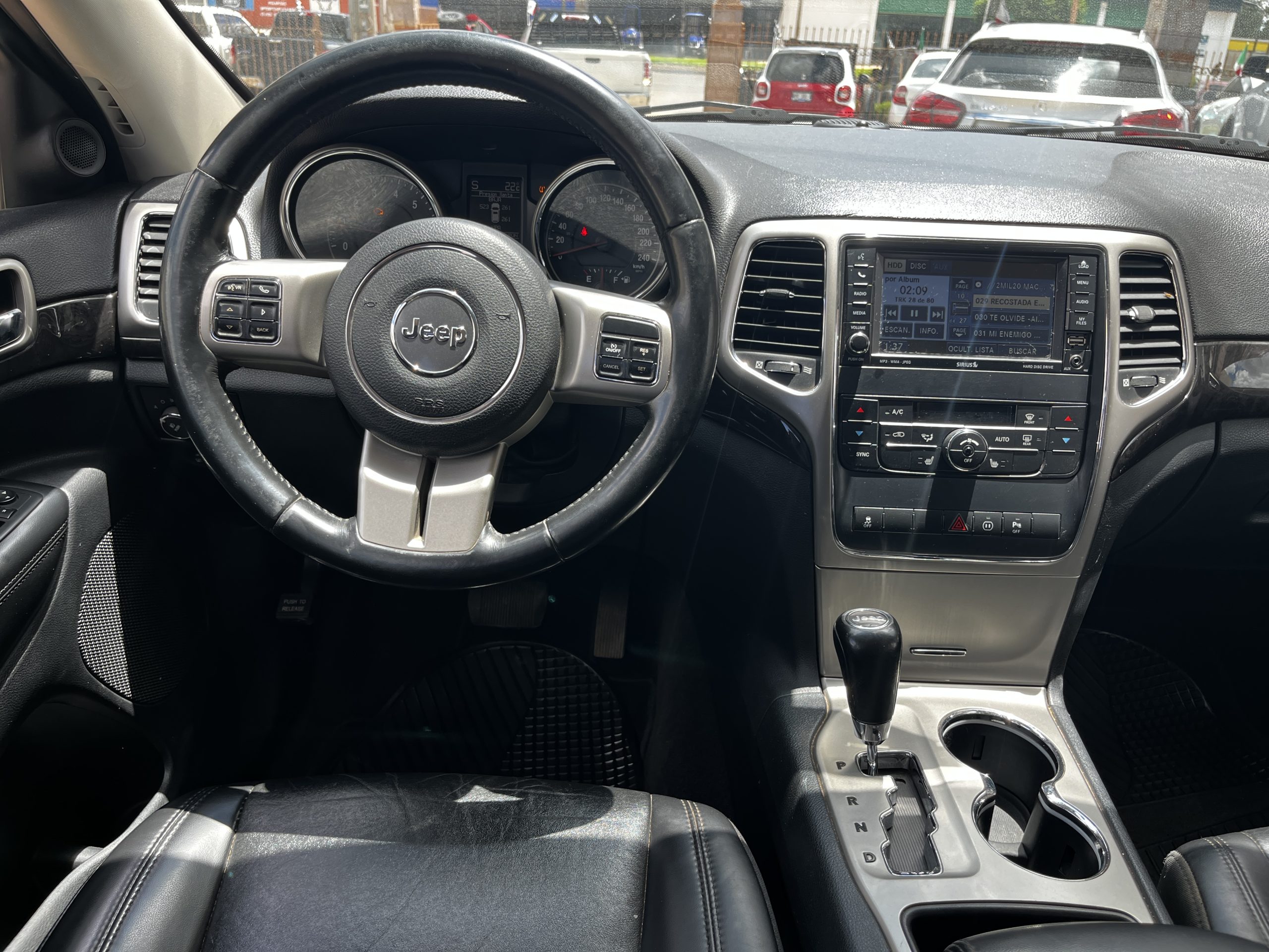 Jeep Grand Cherokee 2011 Limited Lujo Automático Blanco