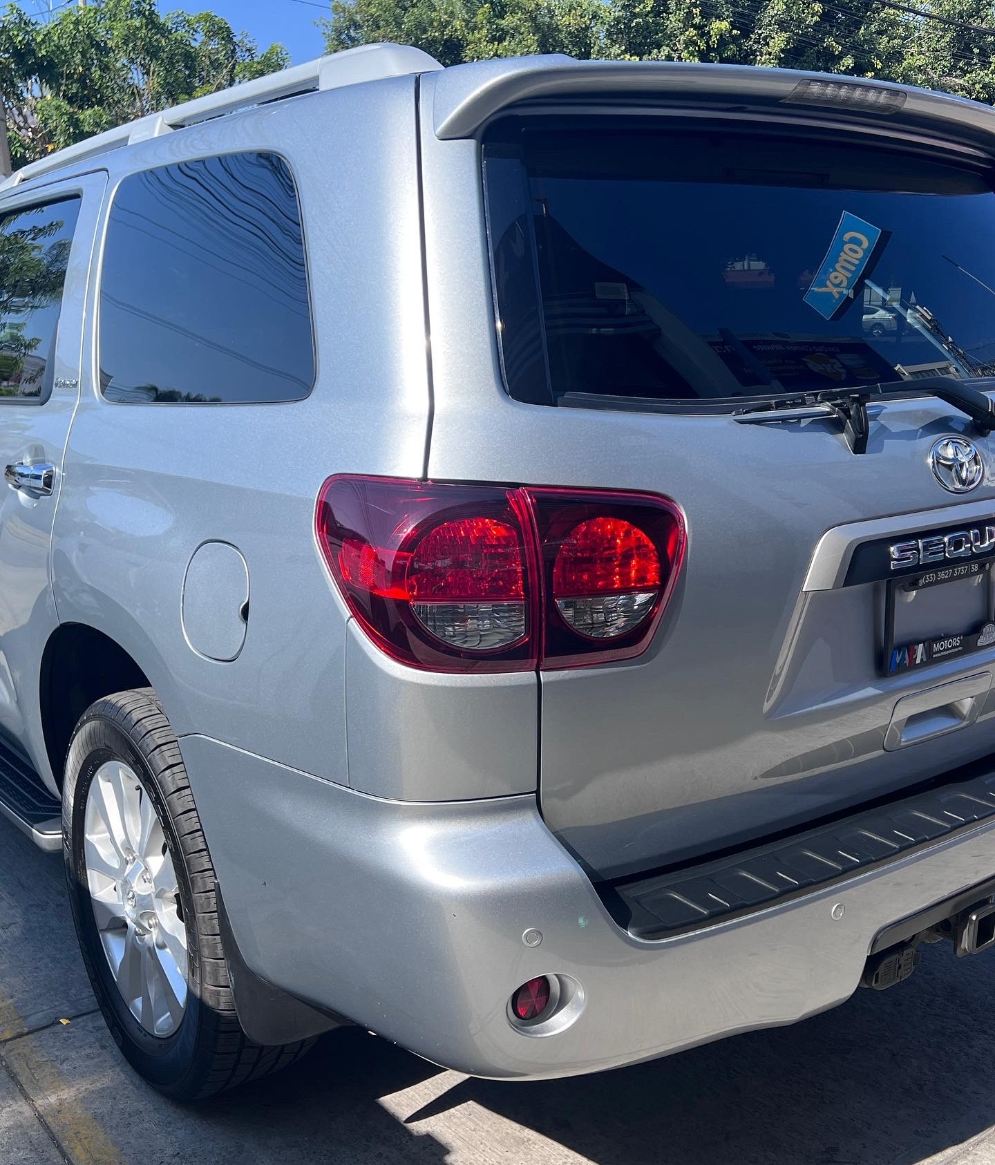 Toyota Sequoia 2021 Platinium Automático Gris