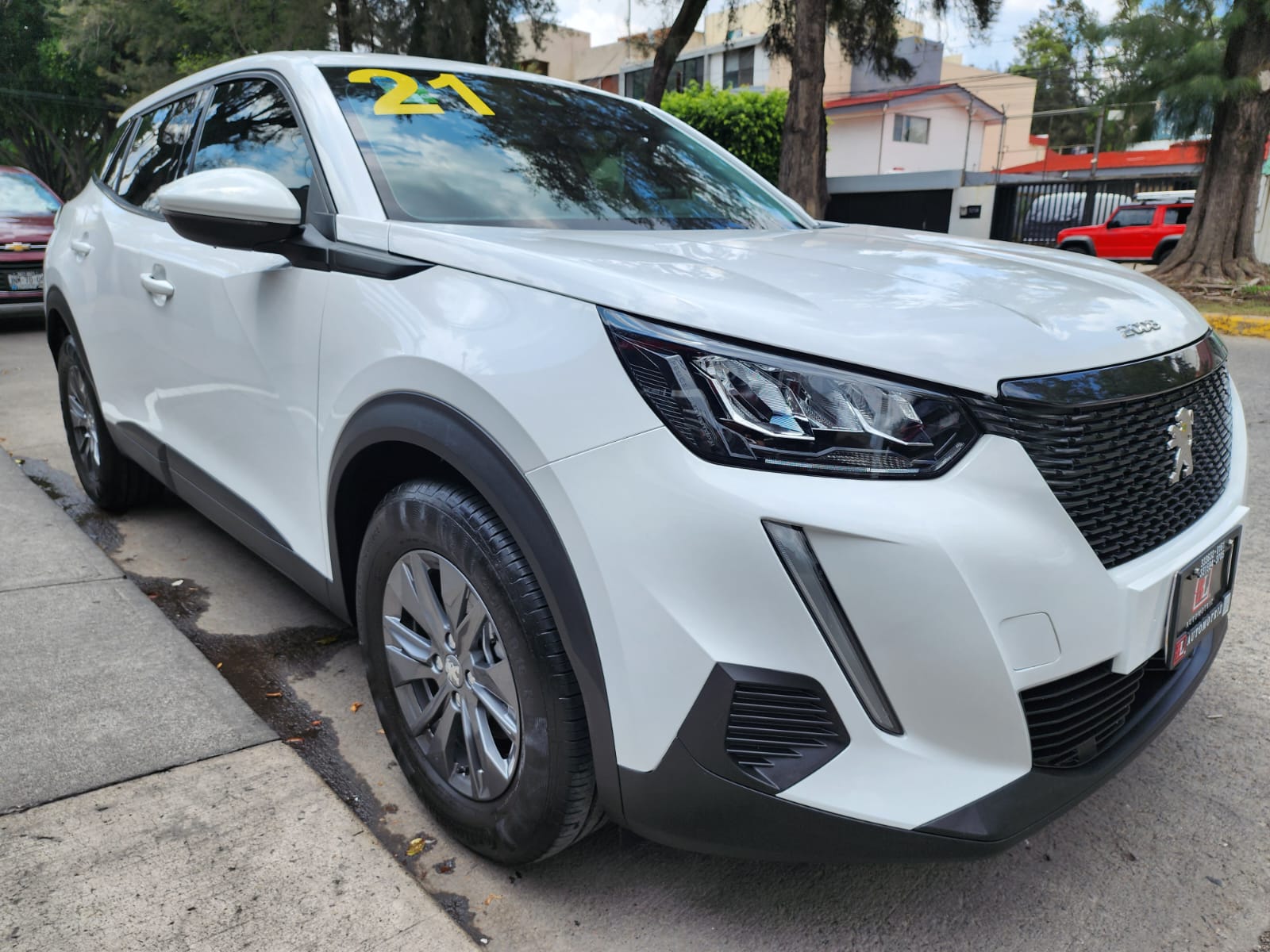 Peugeot 2008 2021 Active Automático Blanco