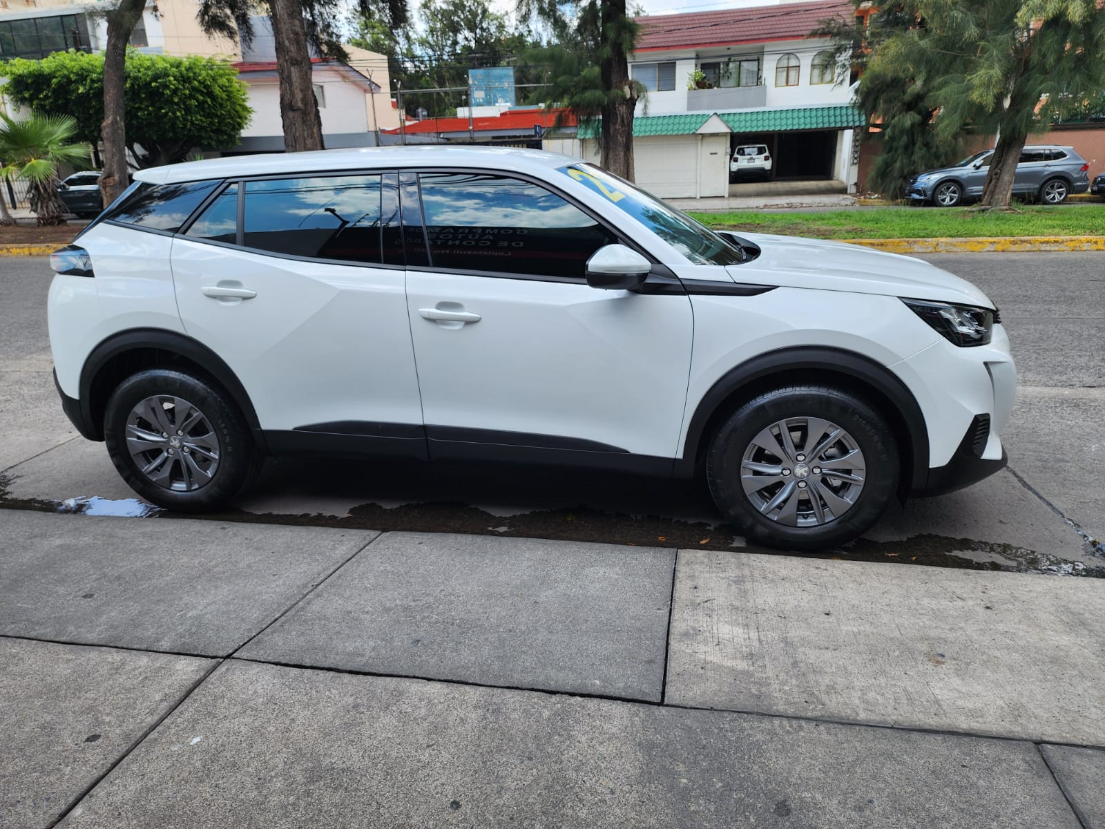 Peugeot 2008 2021 Active Automático Blanco