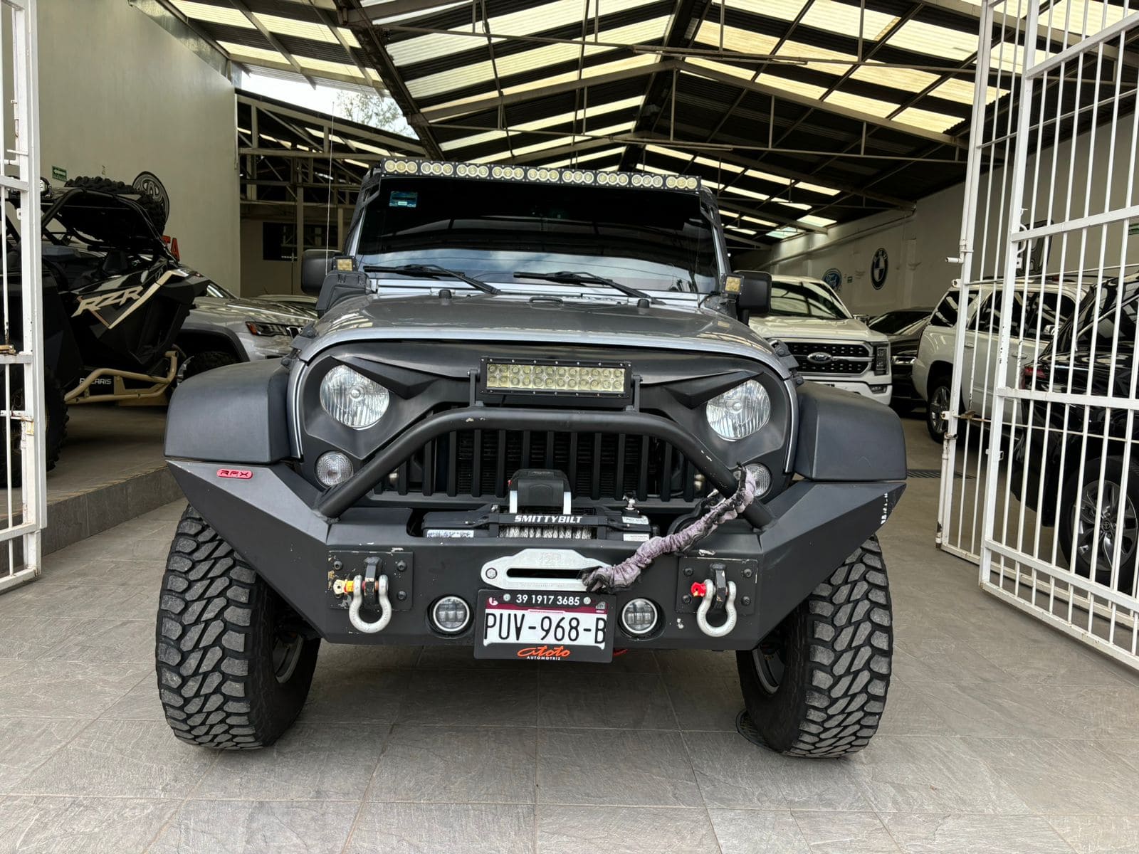 Jeep Wrangler 2016 Rubicon Automático Plata