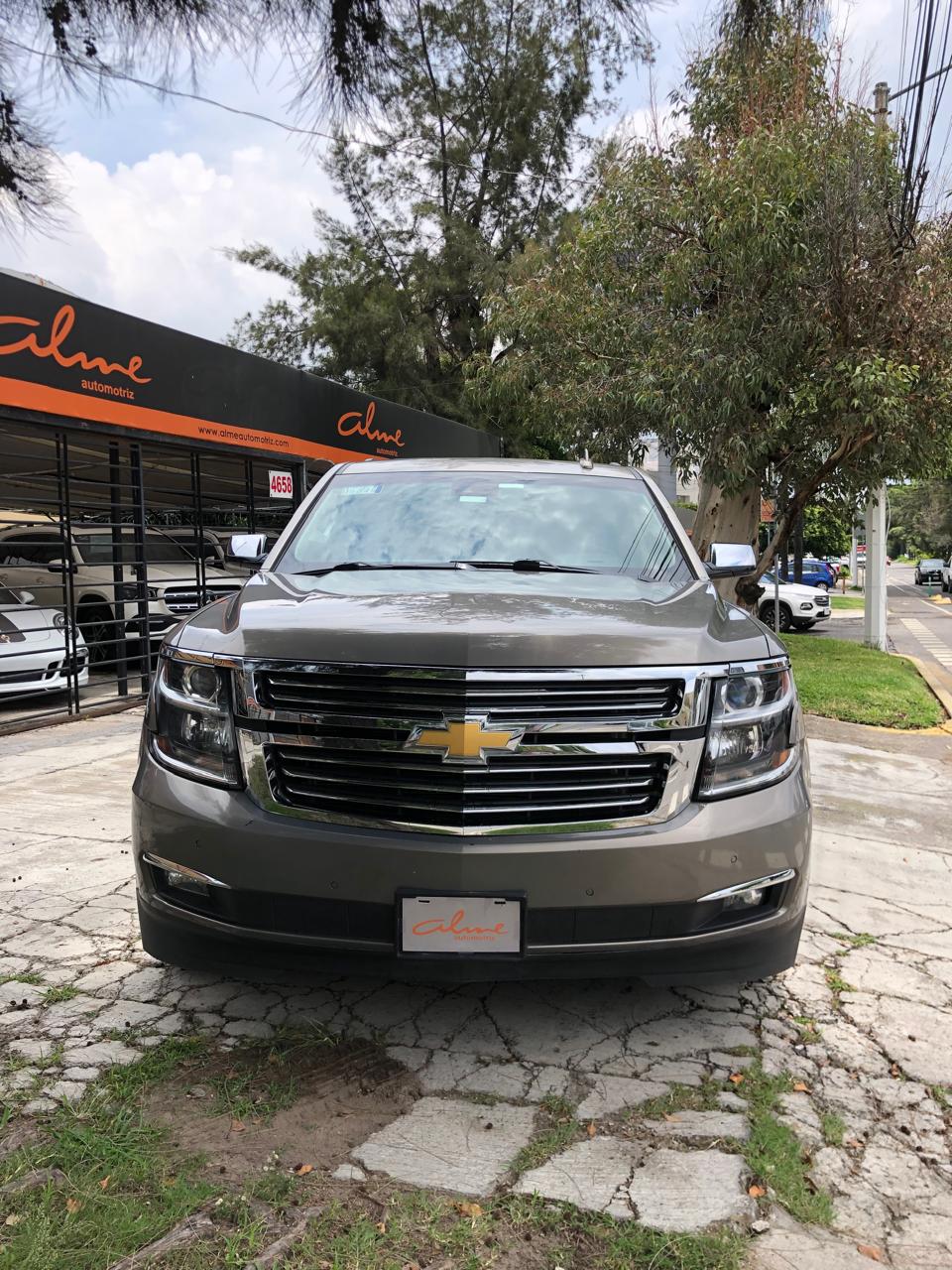 Chevrolet Suburban 2018 PREMIER Automático Gris