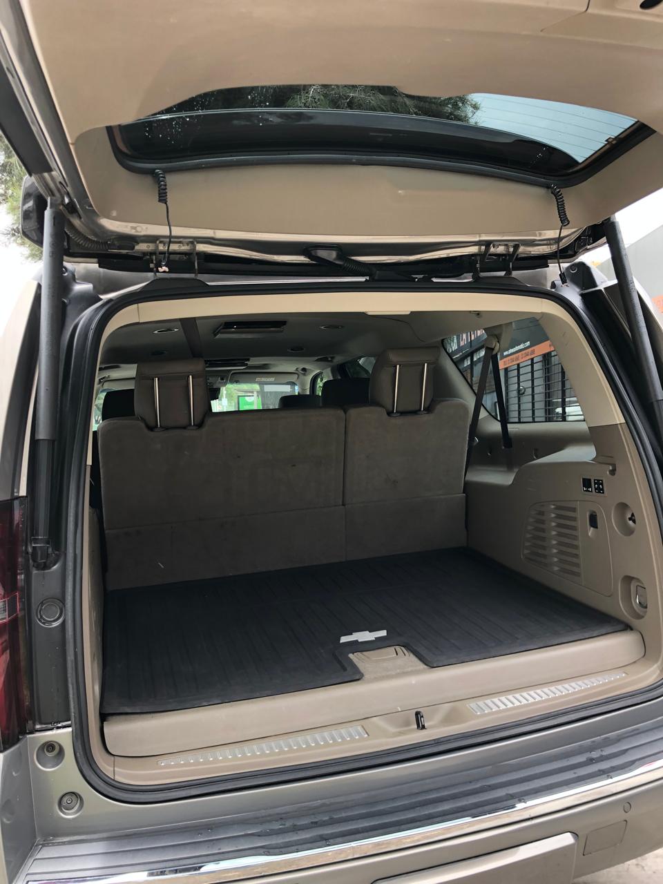 Chevrolet Suburban 2018 PREMIER Automático Gris