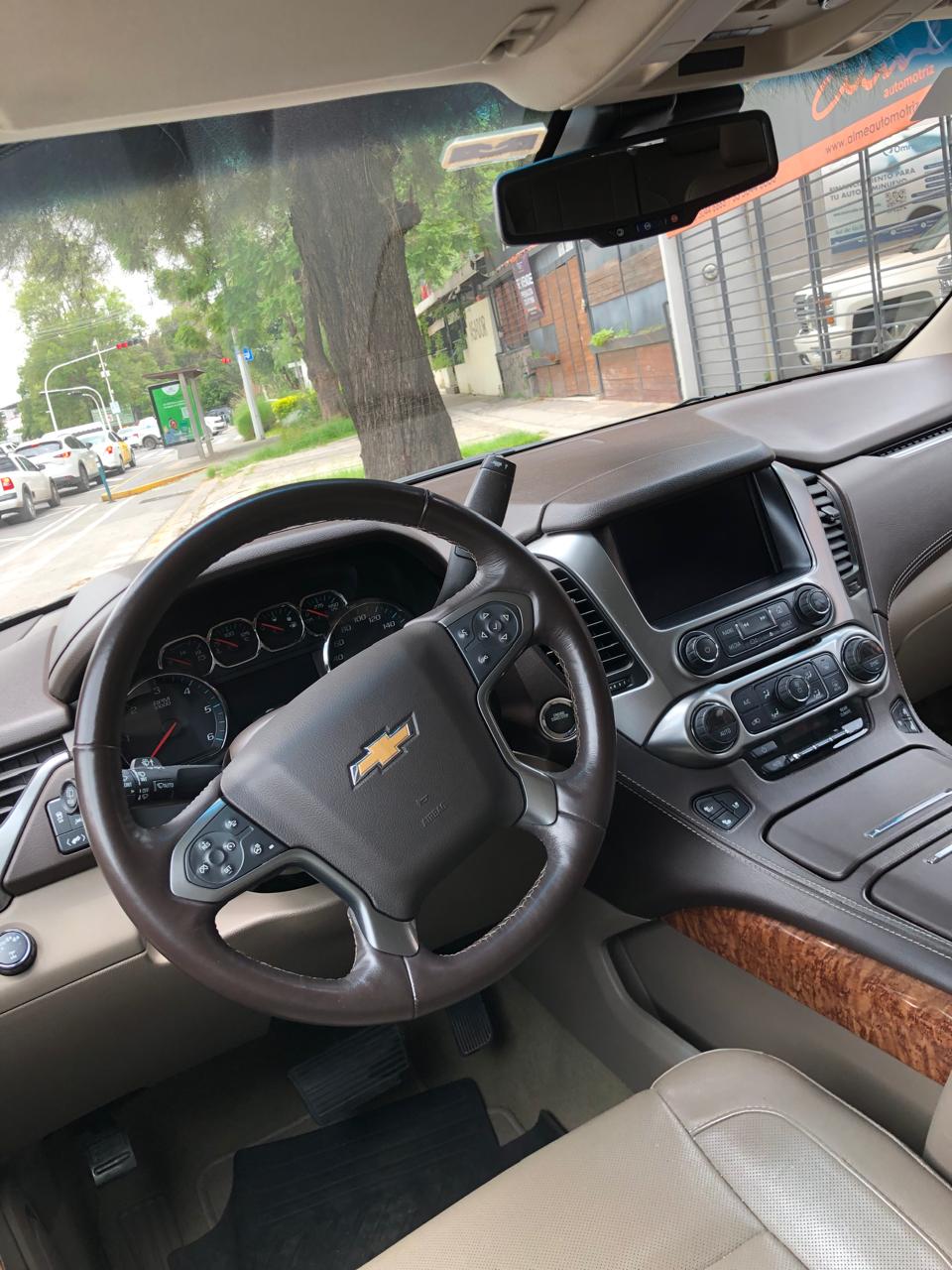 Chevrolet Suburban 2018 PREMIER Automático Gris