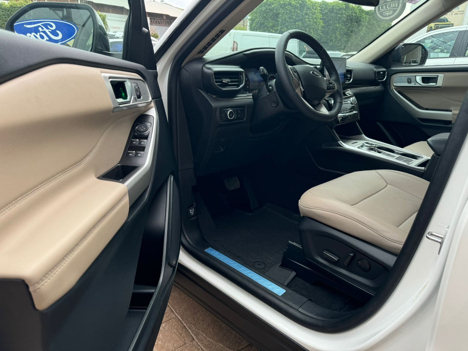 Ford Explorer 2024 Limited Automático Blanco