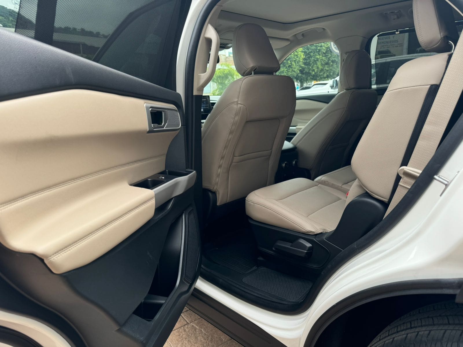 Ford Explorer 2024 Limited Automático Blanco