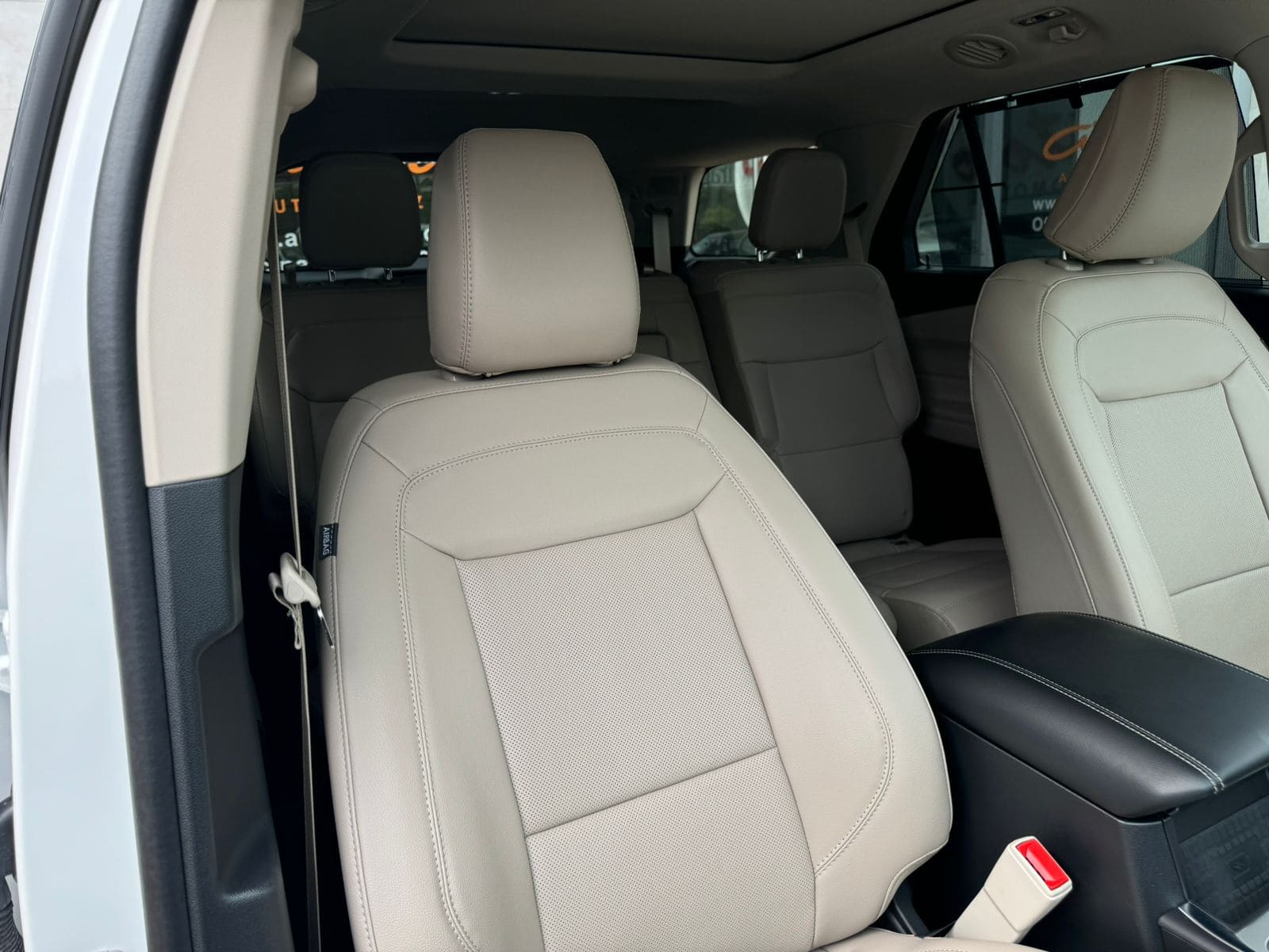 Ford Explorer 2024 Limited Automático Blanco
