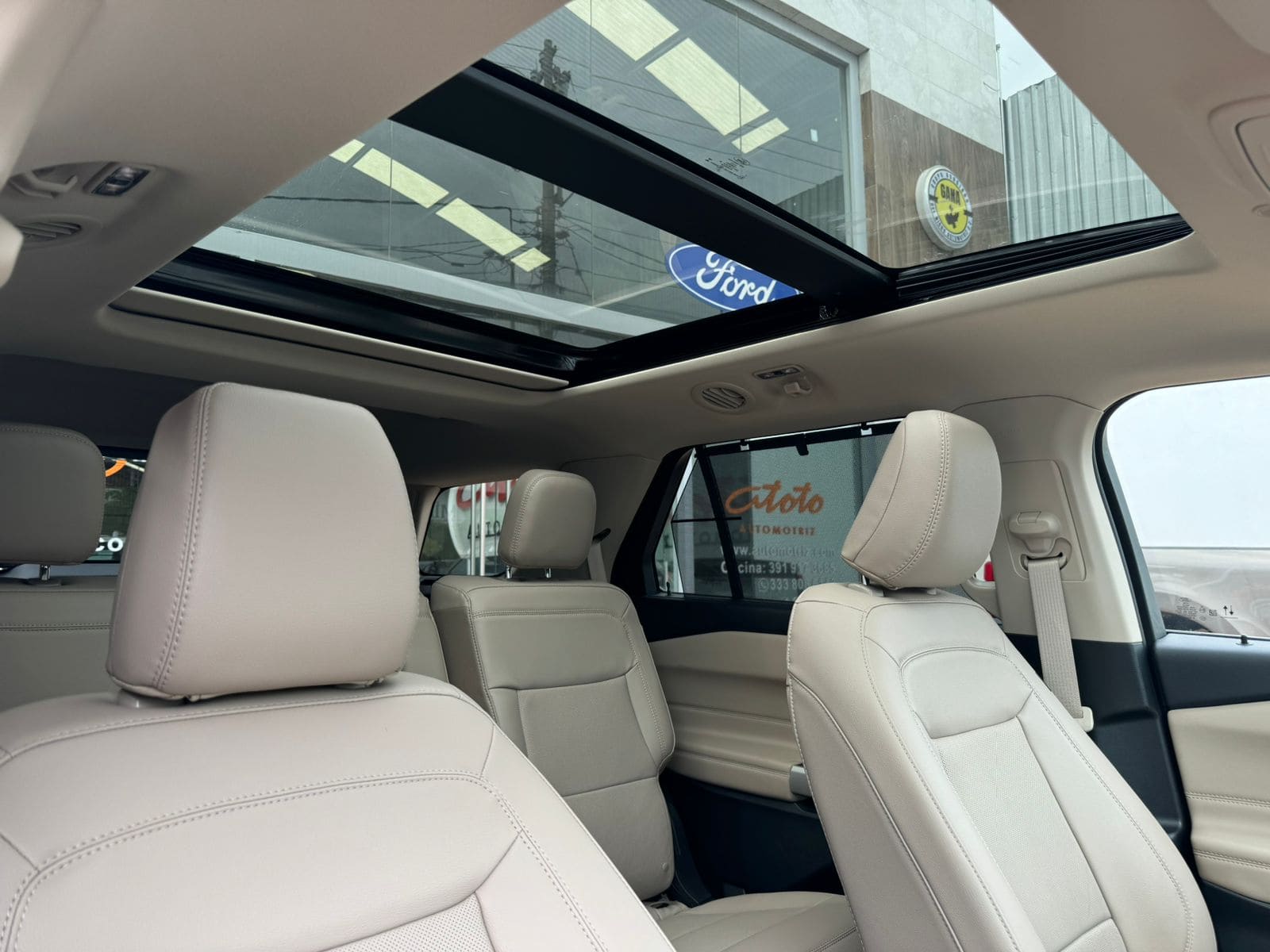 Ford Explorer 2024 Limited Automático Blanco
