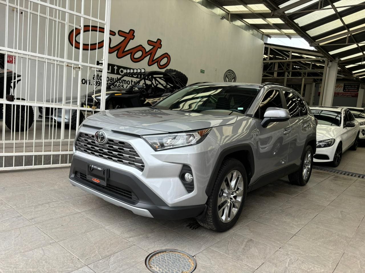 Toyota Rav4 2021 Limited Automático Plata
