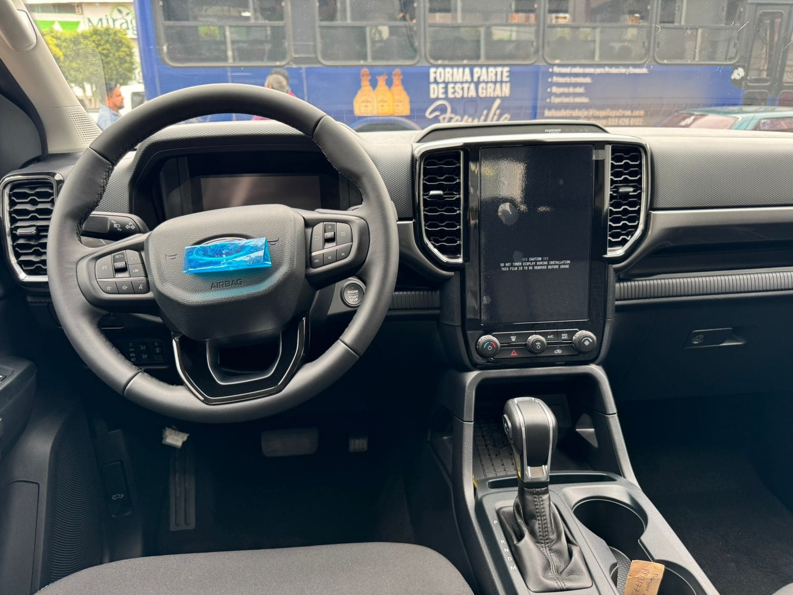 Ford Ranger 2024 XLT Automático Blanco