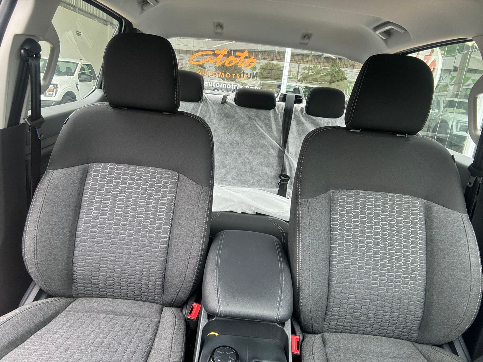 Ford Ranger 2024 XLT Automático Blanco