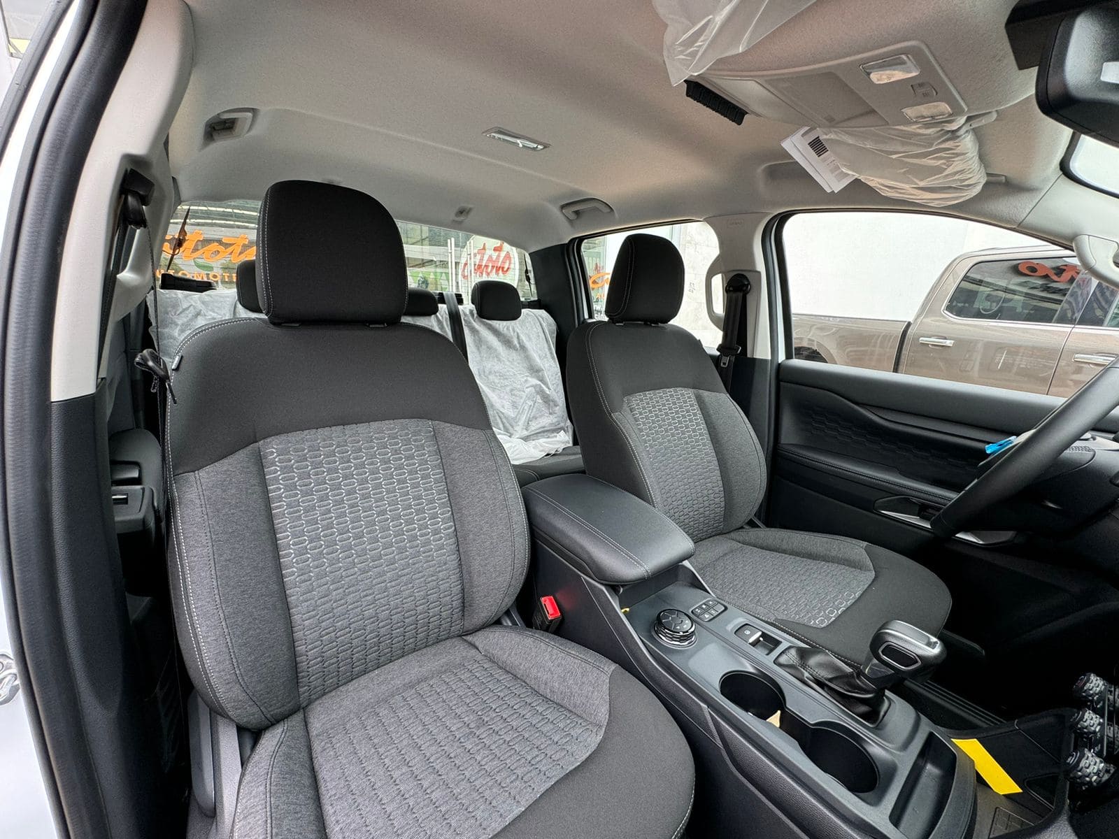 Ford Ranger 2024 XLT Automático Blanco